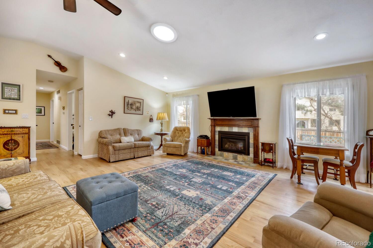 MLS Image #3 for 15681 e jefferson avenue,aurora, Colorado