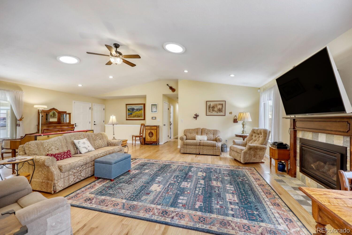 MLS Image #4 for 15681 e jefferson avenue,aurora, Colorado