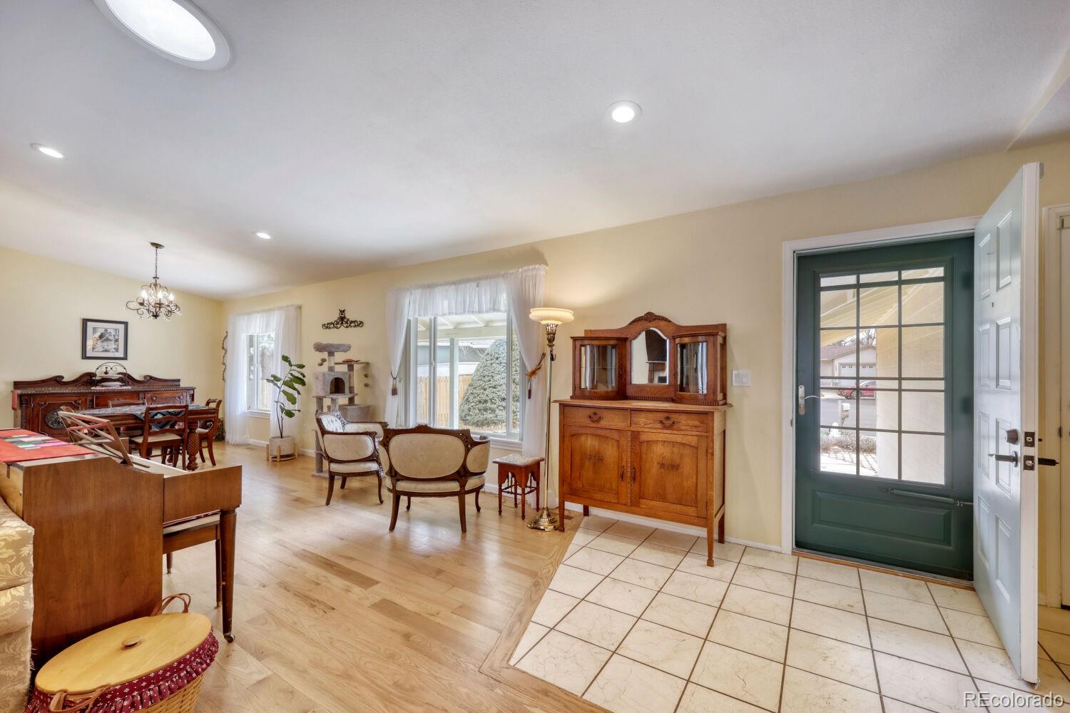 MLS Image #5 for 15681 e jefferson avenue,aurora, Colorado