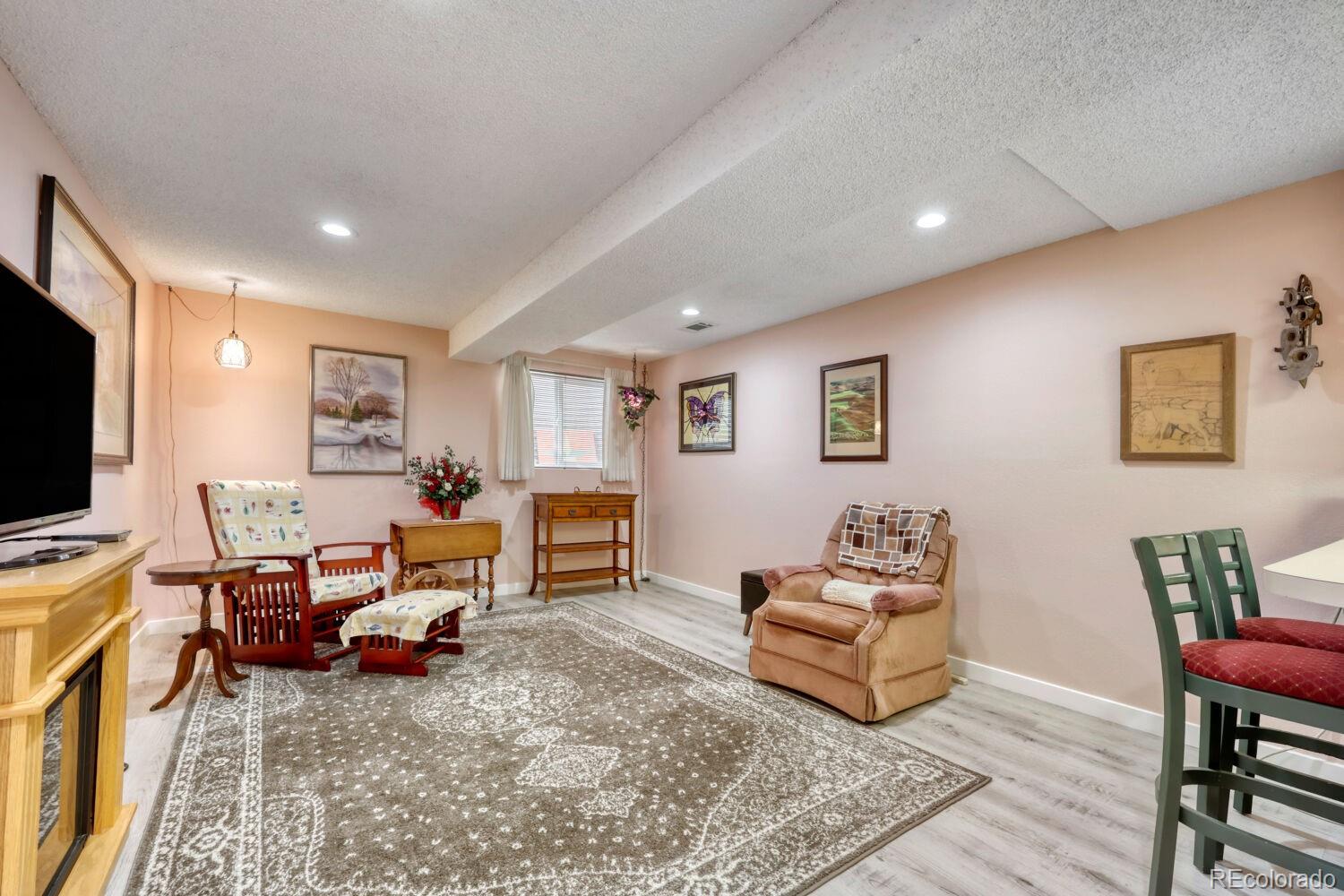 MLS Image #6 for 15681 e jefferson avenue,aurora, Colorado