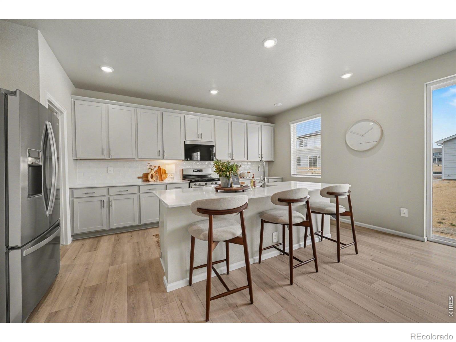 MLS Image #4 for 1604  colorado river drive,windsor, Colorado
