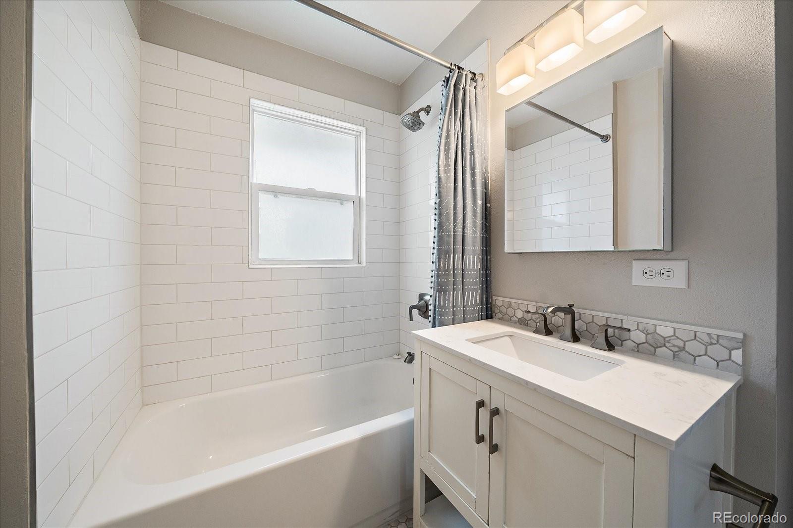 MLS Image #14 for 1925 s humboldt street,denver, Colorado