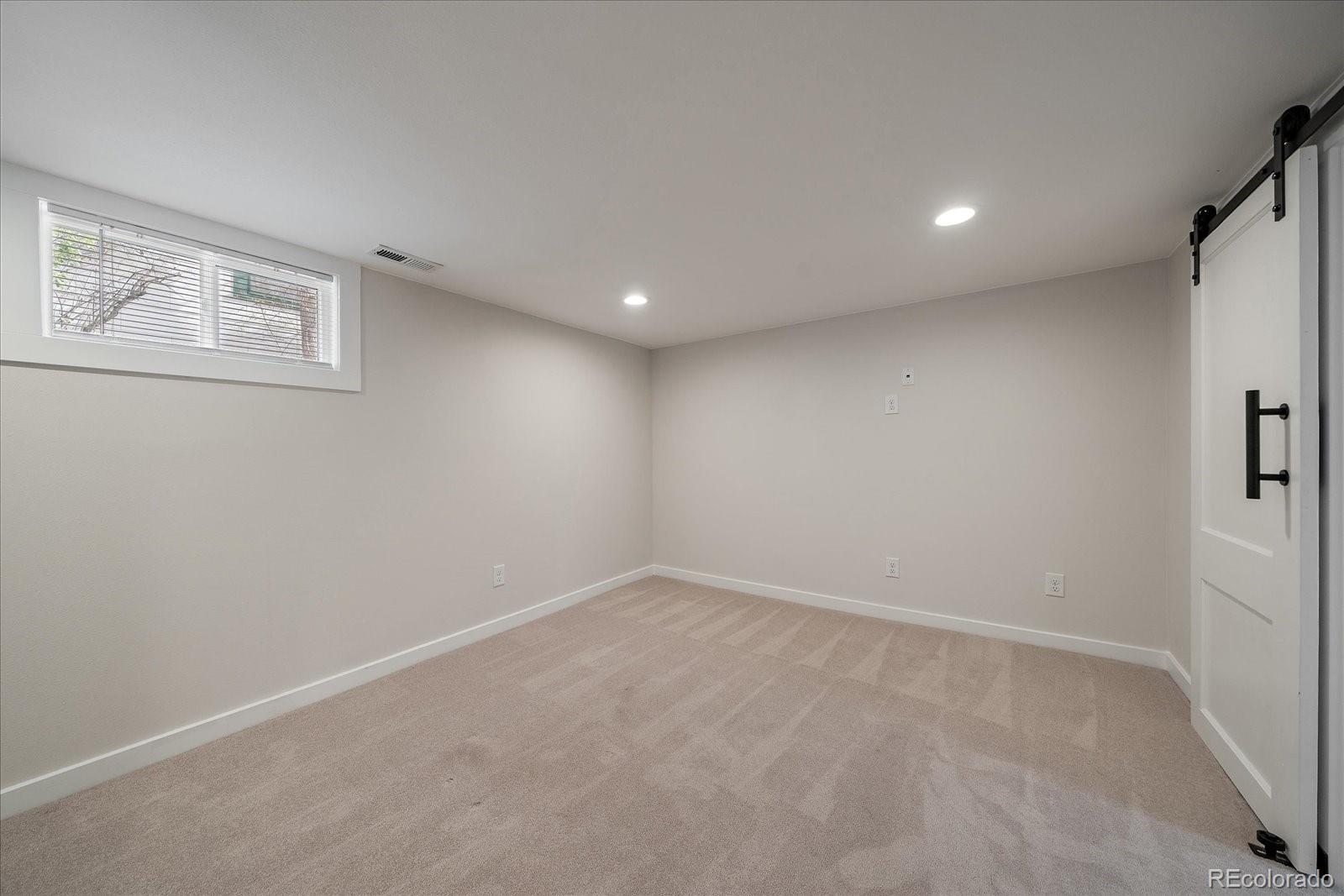 MLS Image #18 for 1925 s humboldt street,denver, Colorado