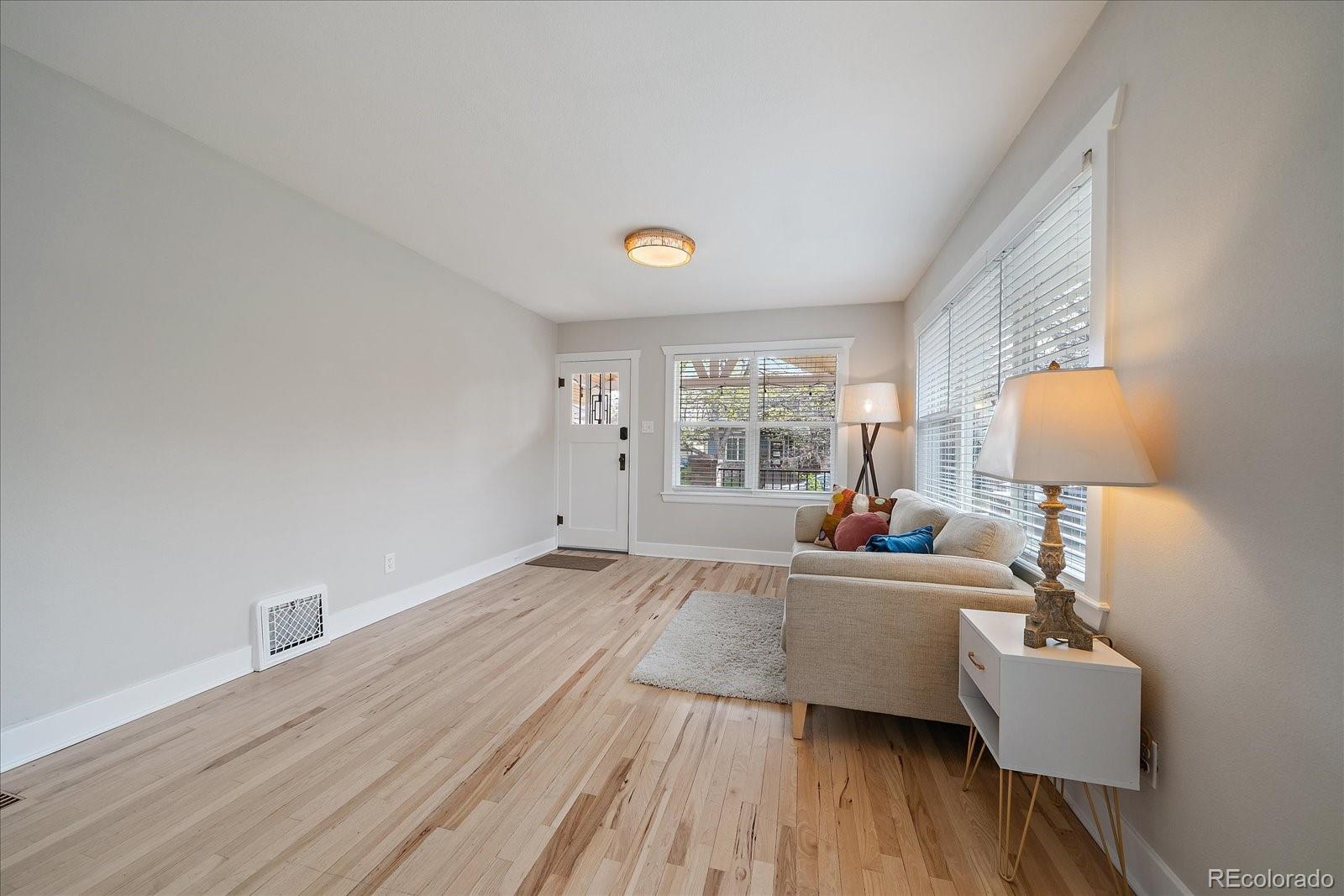 MLS Image #4 for 1925 s humboldt street,denver, Colorado