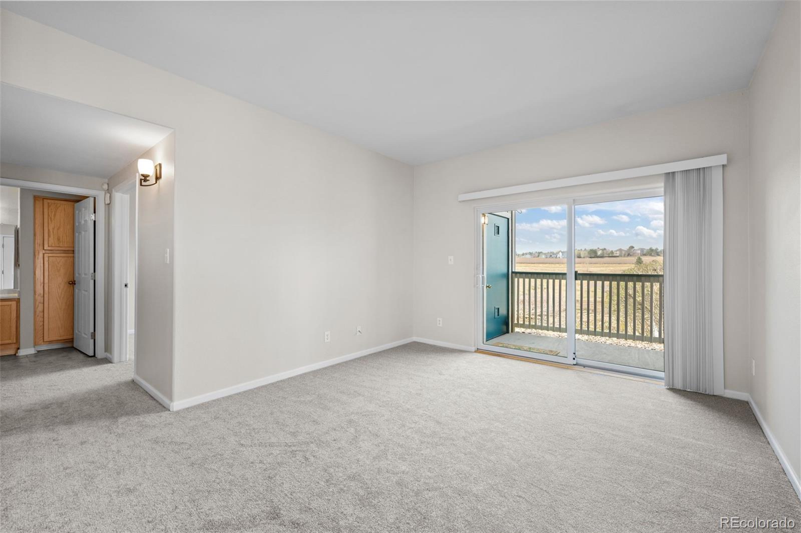 MLS Image #3 for 8389  pebble creek way,highlands ranch, Colorado