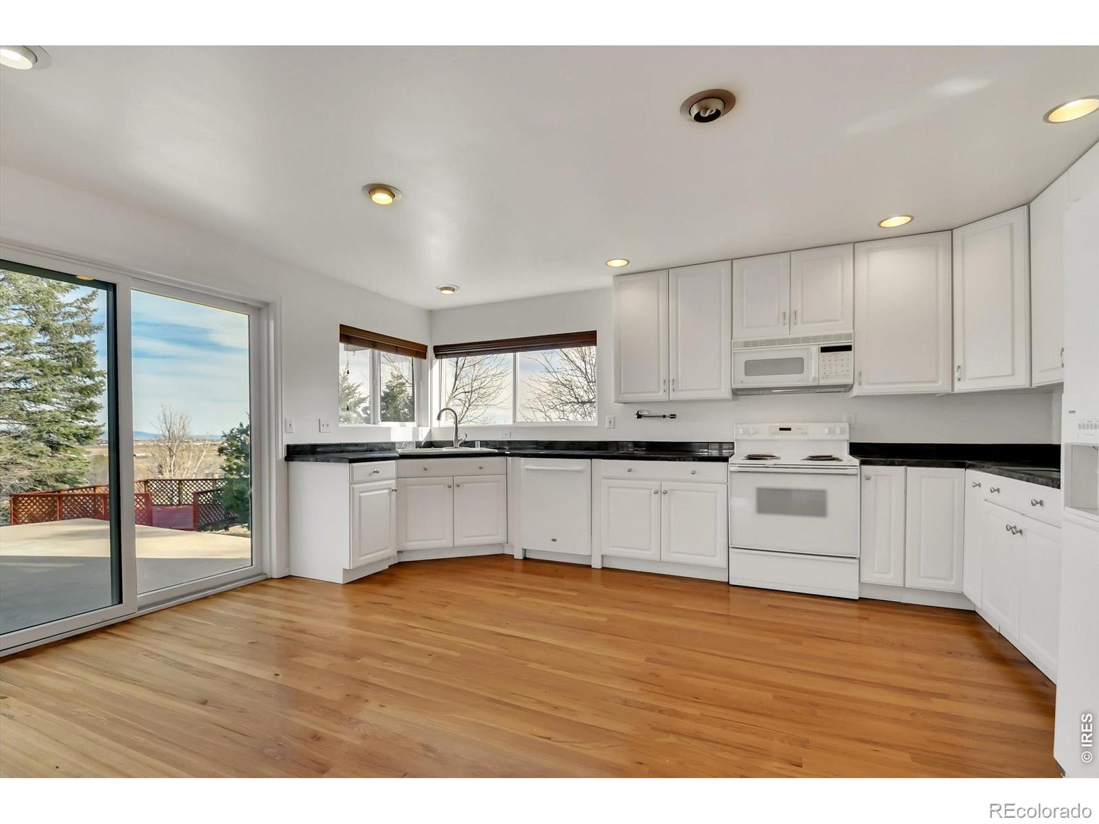 MLS Image #2 for 3221 w 10th ave pl,broomfield, Colorado