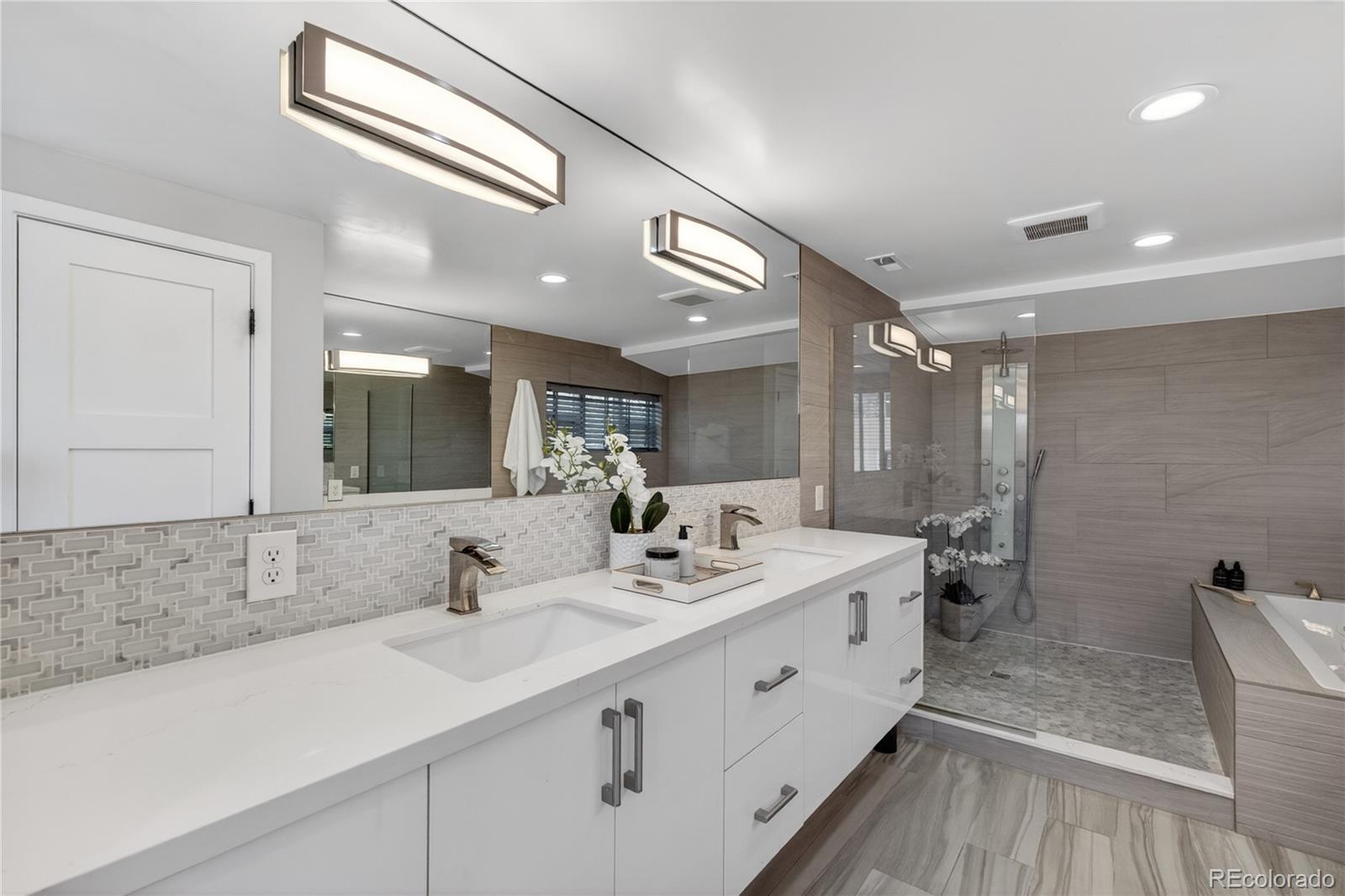 MLS Image #21 for 2390 s holly street,denver, Colorado