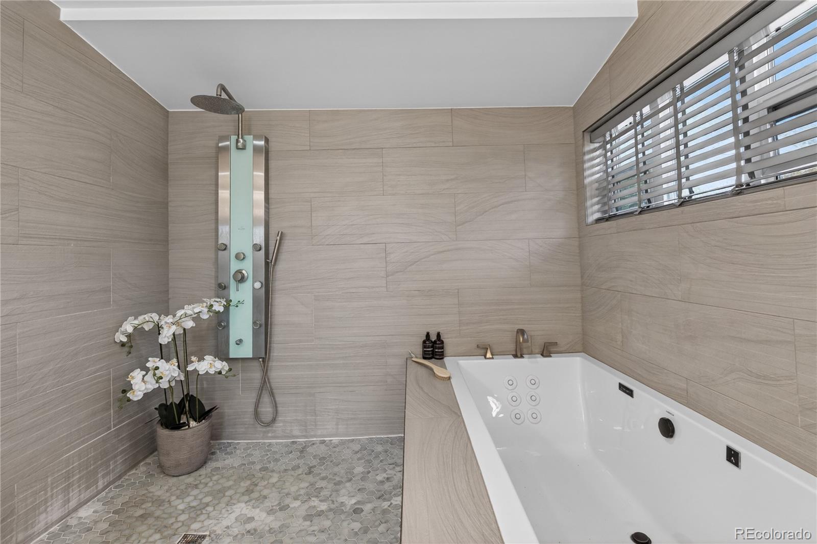 MLS Image #22 for 2390 s holly street,denver, Colorado