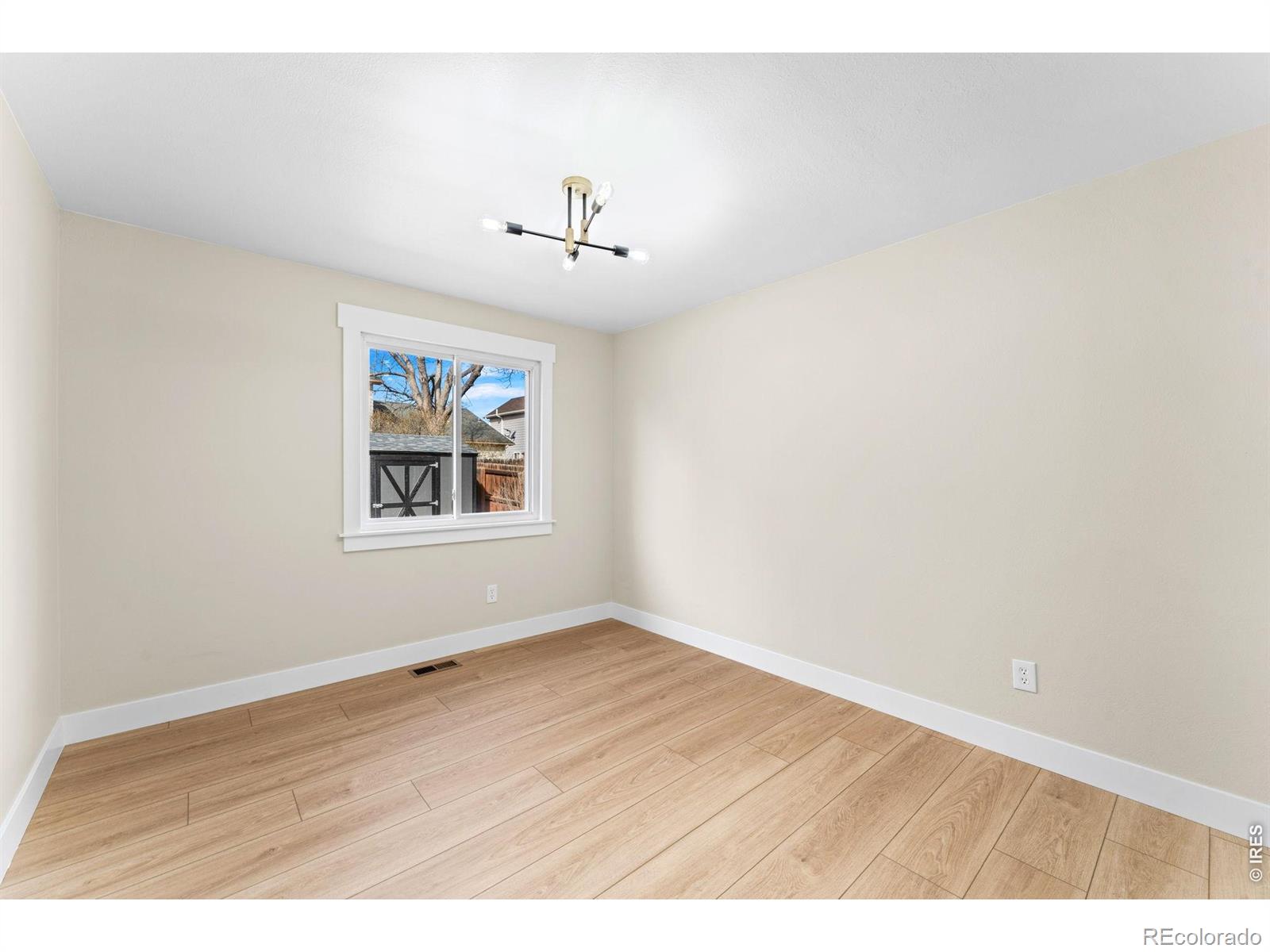 MLS Image #10 for 2425  spencer street,longmont, Colorado