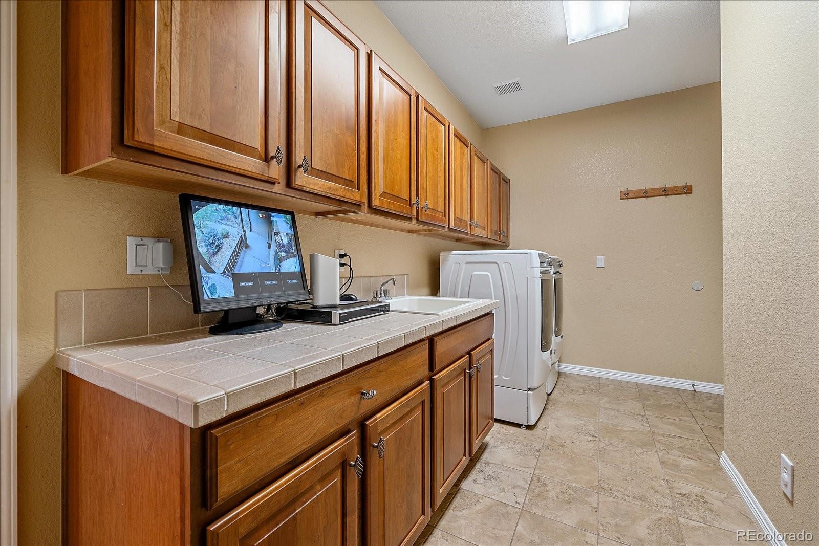 MLS Image #23 for 3740  fairbrook point,highlands ranch, Colorado