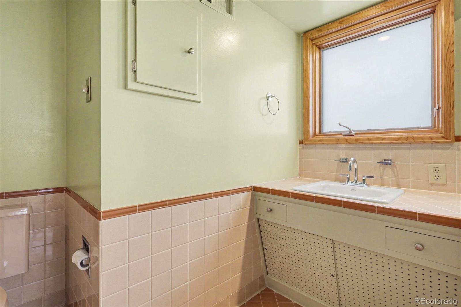 MLS Image #14 for 32 s jersey street,denver, Colorado