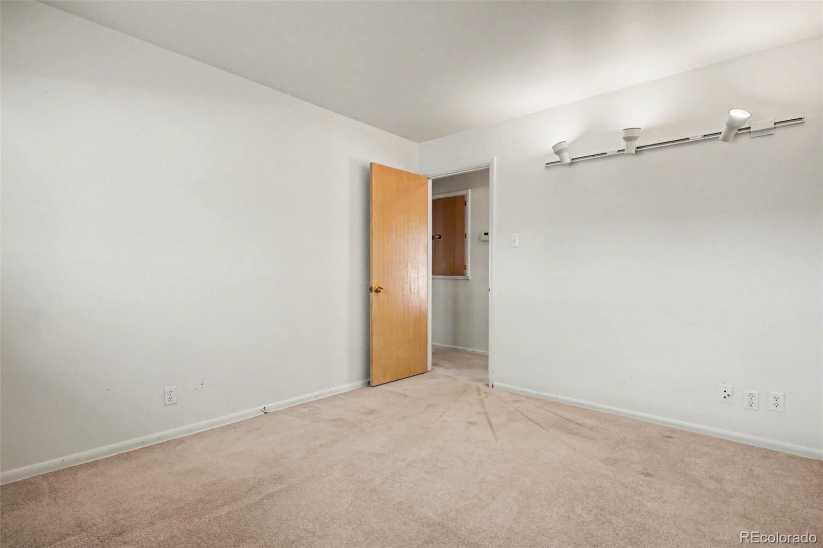 MLS Image #17 for 32 s jersey street,denver, Colorado