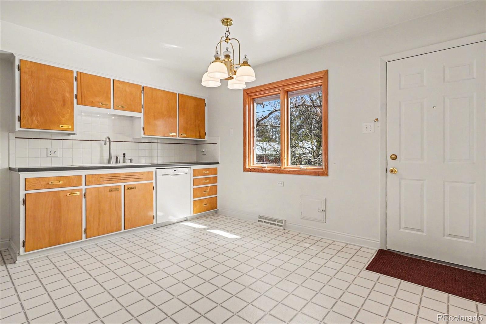 MLS Image #9 for 32 s jersey street,denver, Colorado