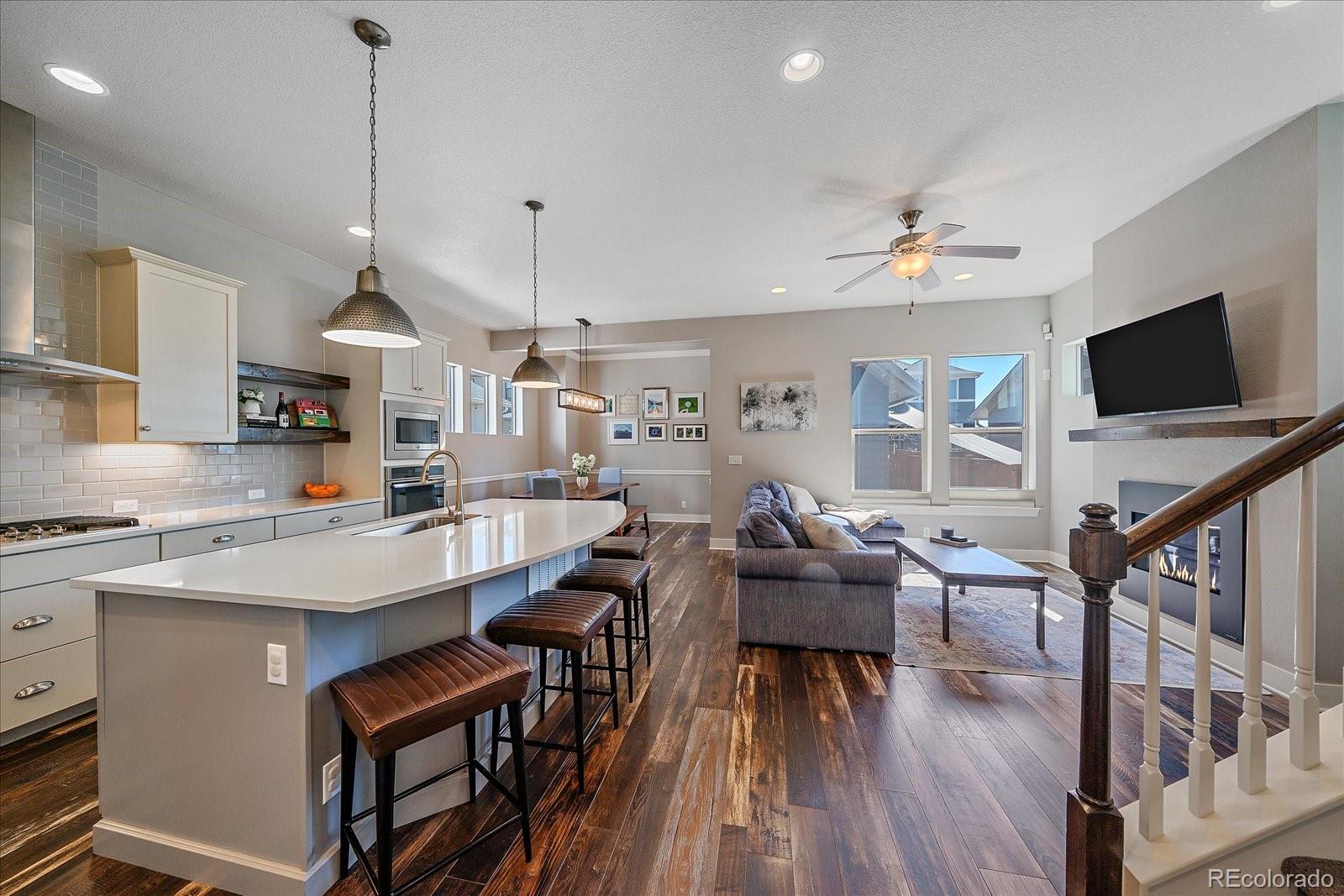 MLS Image #2 for 8528 e 54th place,denver, Colorado