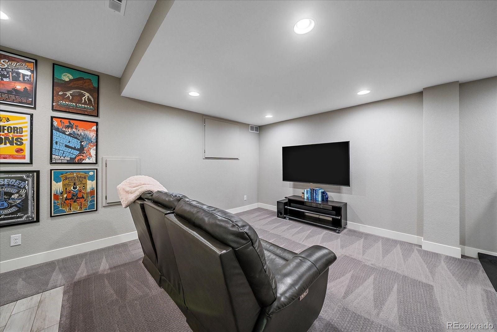 MLS Image #24 for 8528 e 54th place,denver, Colorado