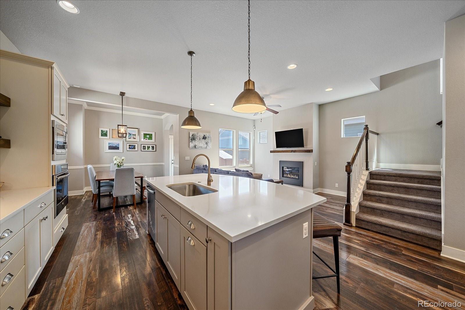 MLS Image #9 for 8528 e 54th place,denver, Colorado