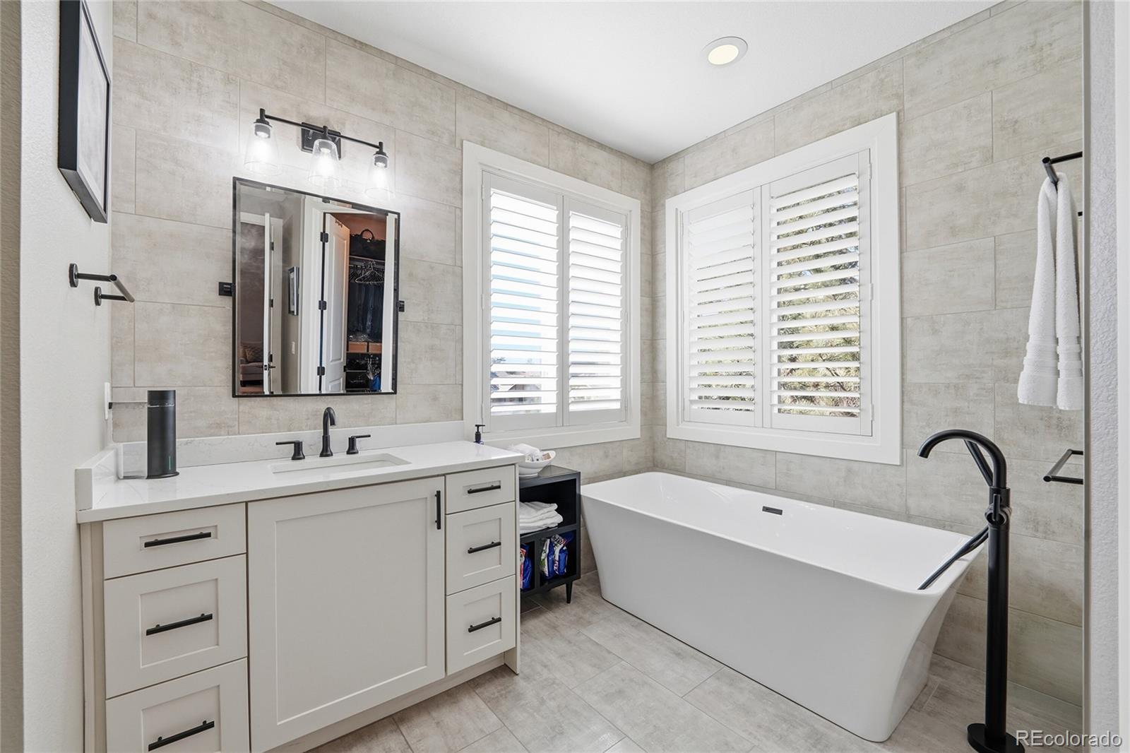 MLS Image #15 for 6735 s catawba way,aurora, Colorado