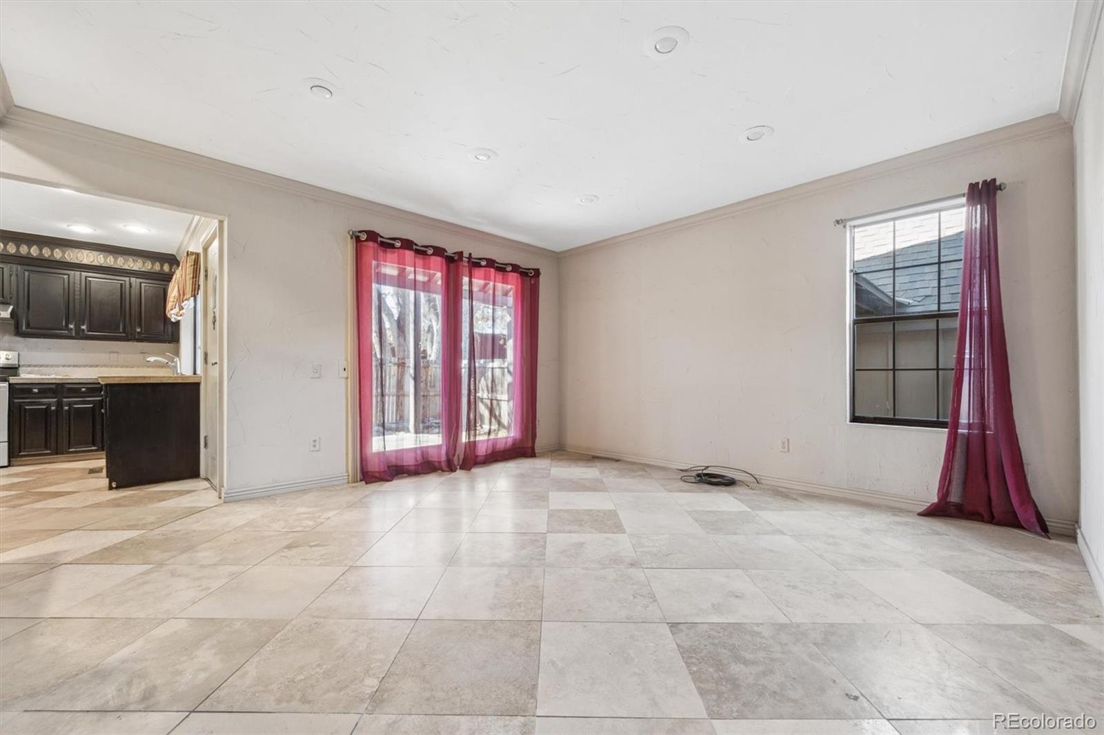 MLS Image #8 for 8228 e phillips place,centennial, Colorado