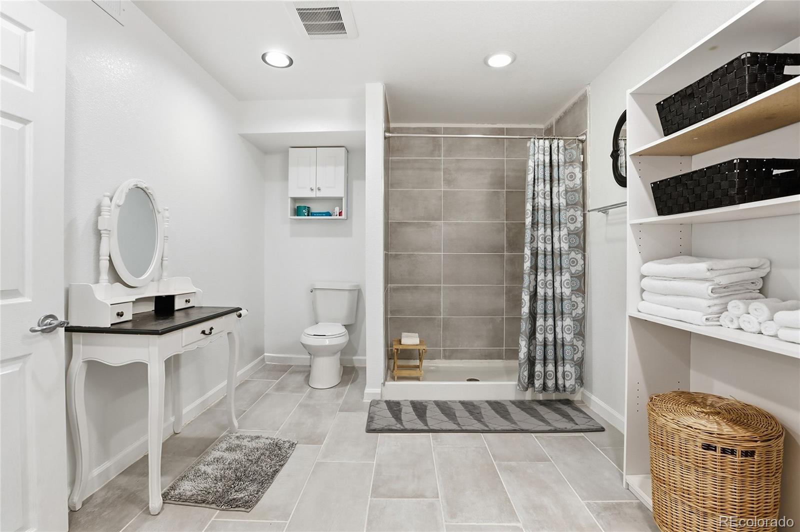 MLS Image #39 for 10059  southlawn circle,commerce city, Colorado