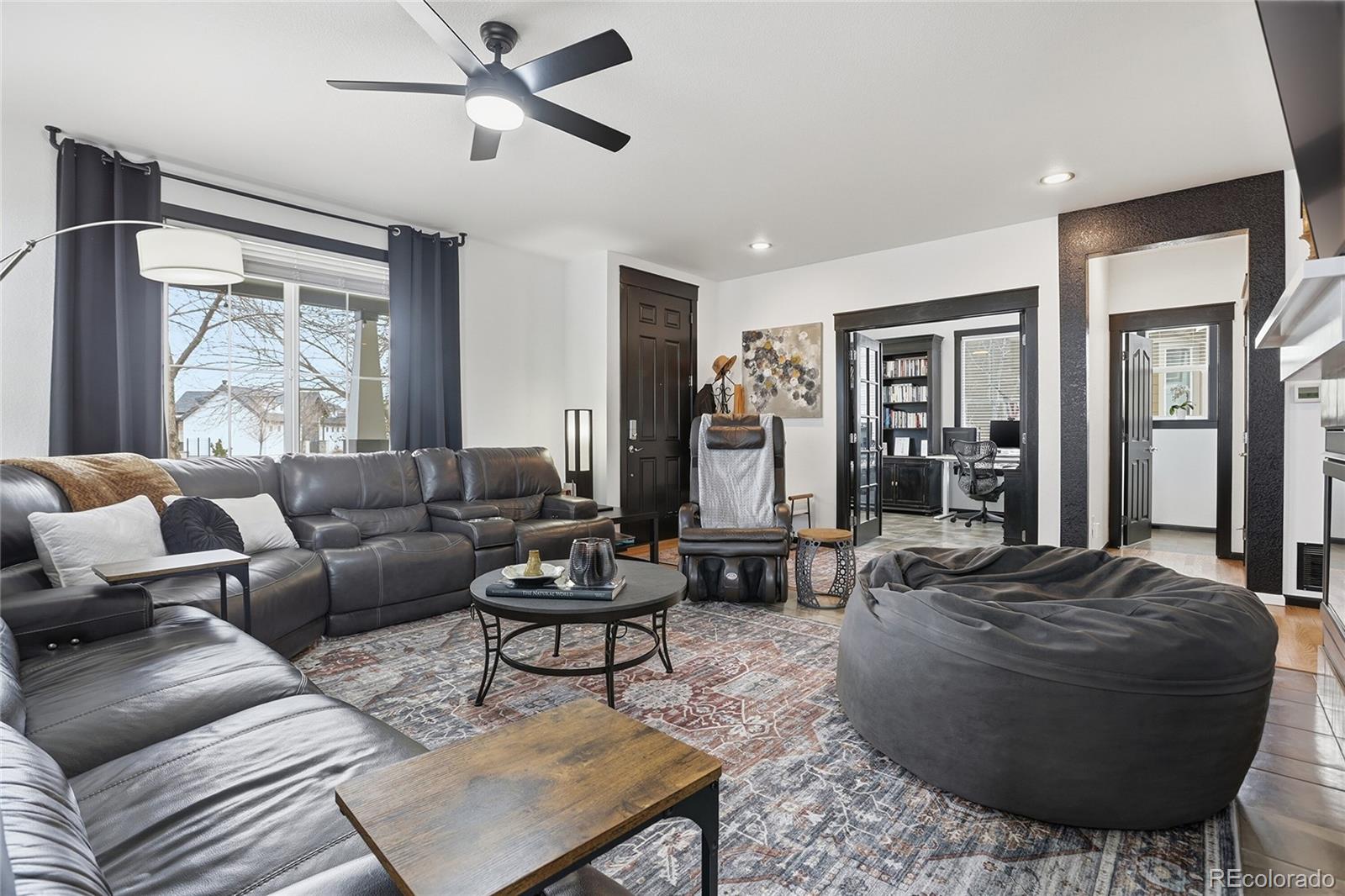 MLS Image #5 for 10059  southlawn circle,commerce city, Colorado