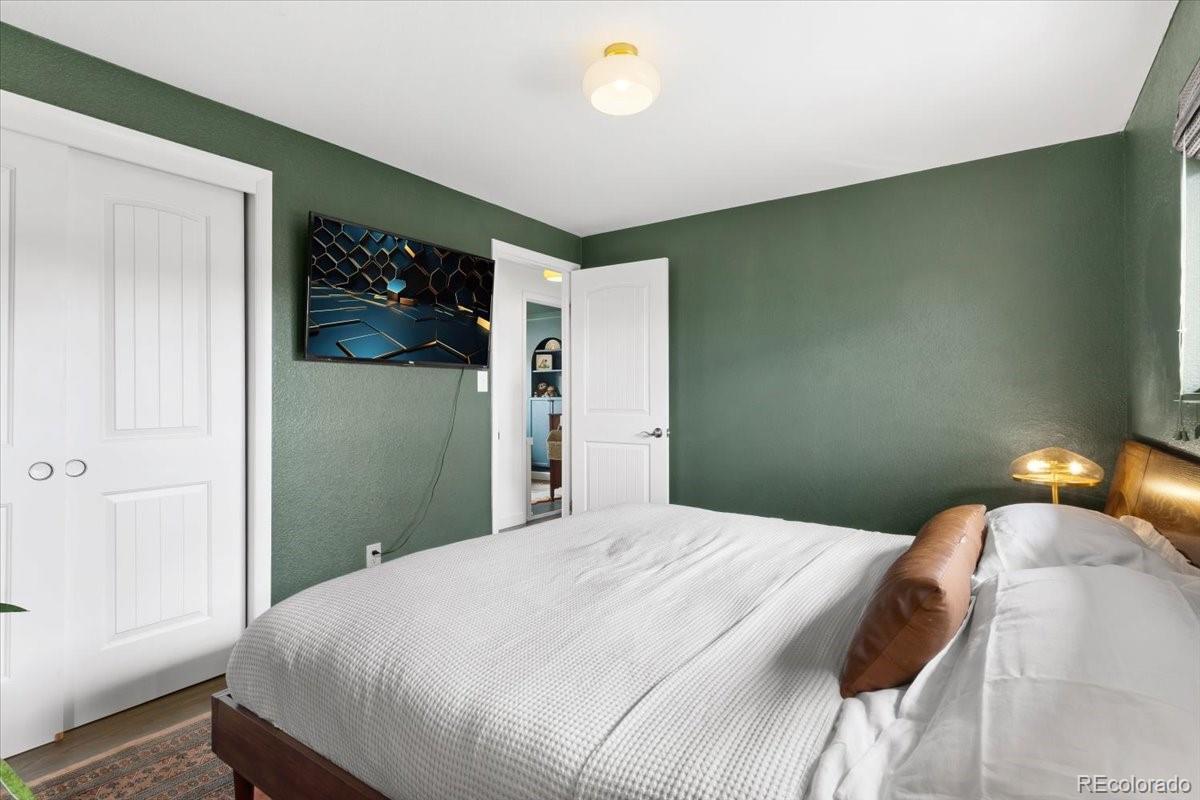 MLS Image #10 for 3921 s hazel court,englewood, Colorado