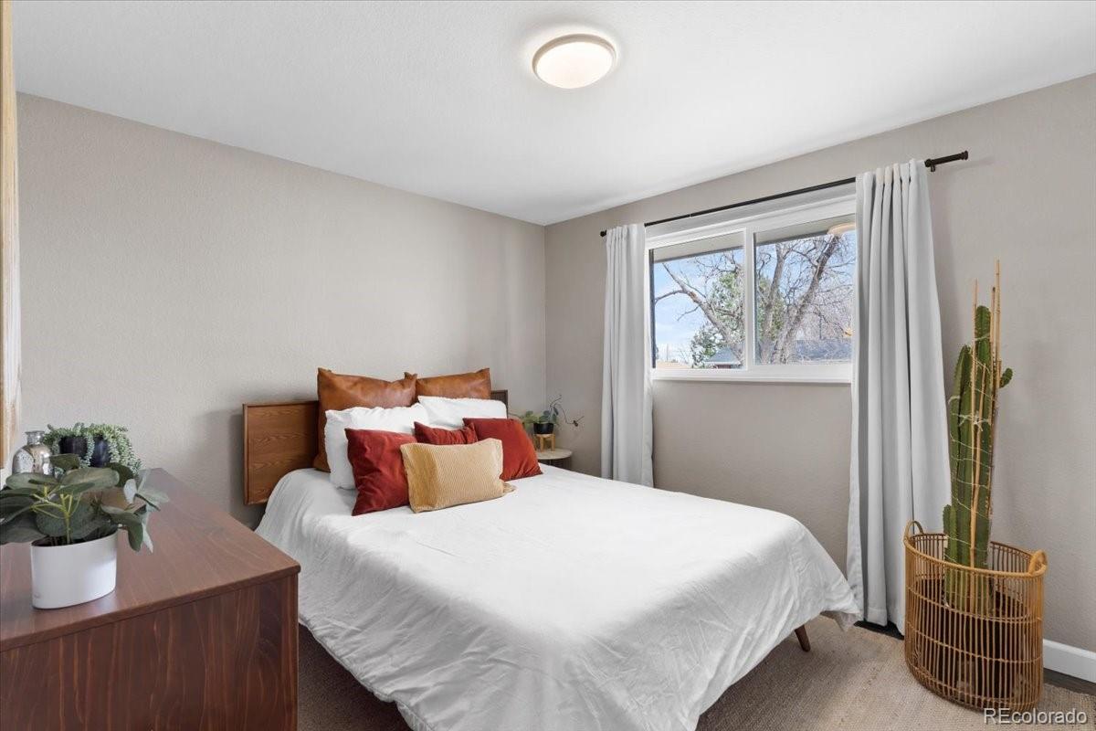 MLS Image #12 for 3921 s hazel court,englewood, Colorado