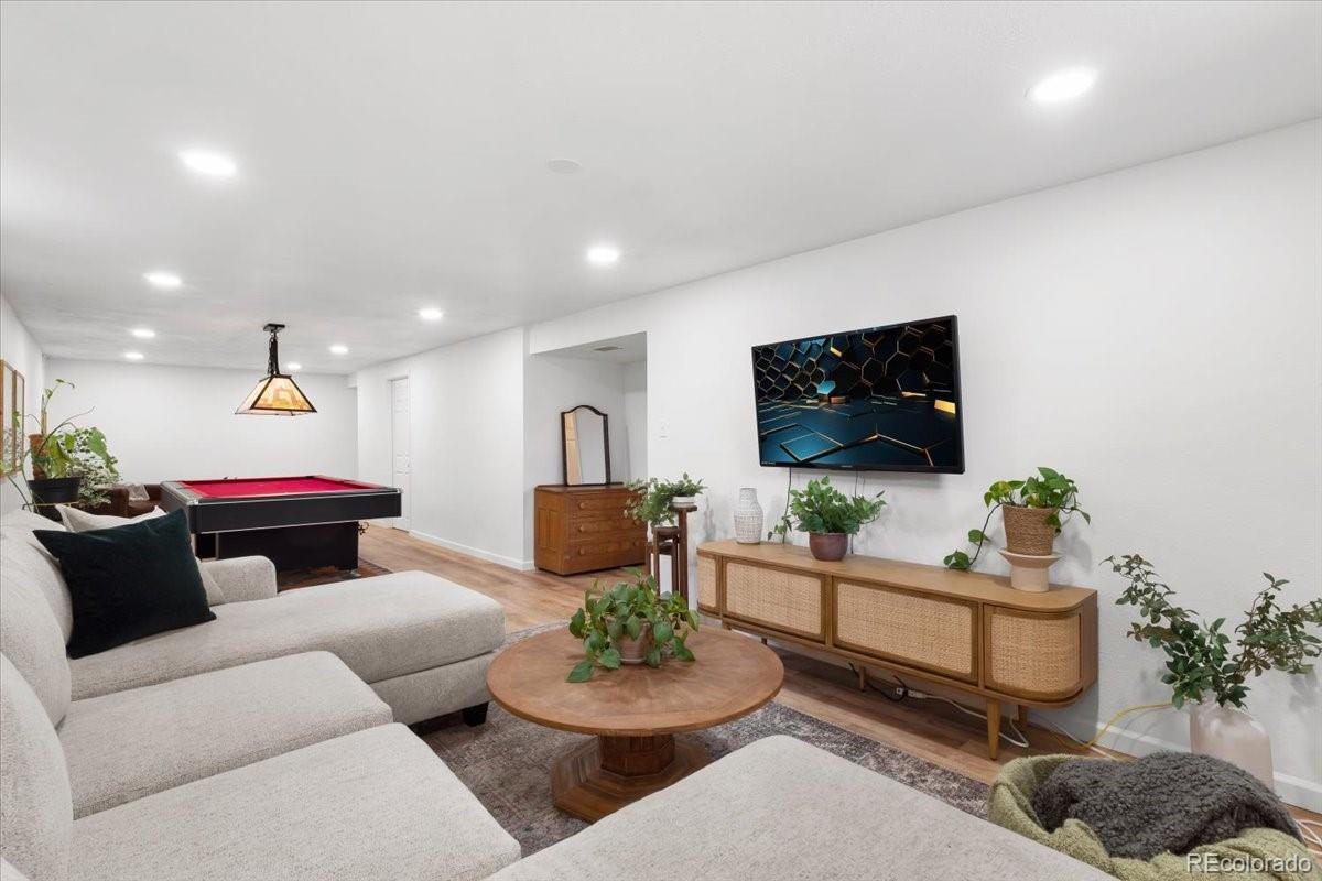 MLS Image #16 for 3921 s hazel court,englewood, Colorado