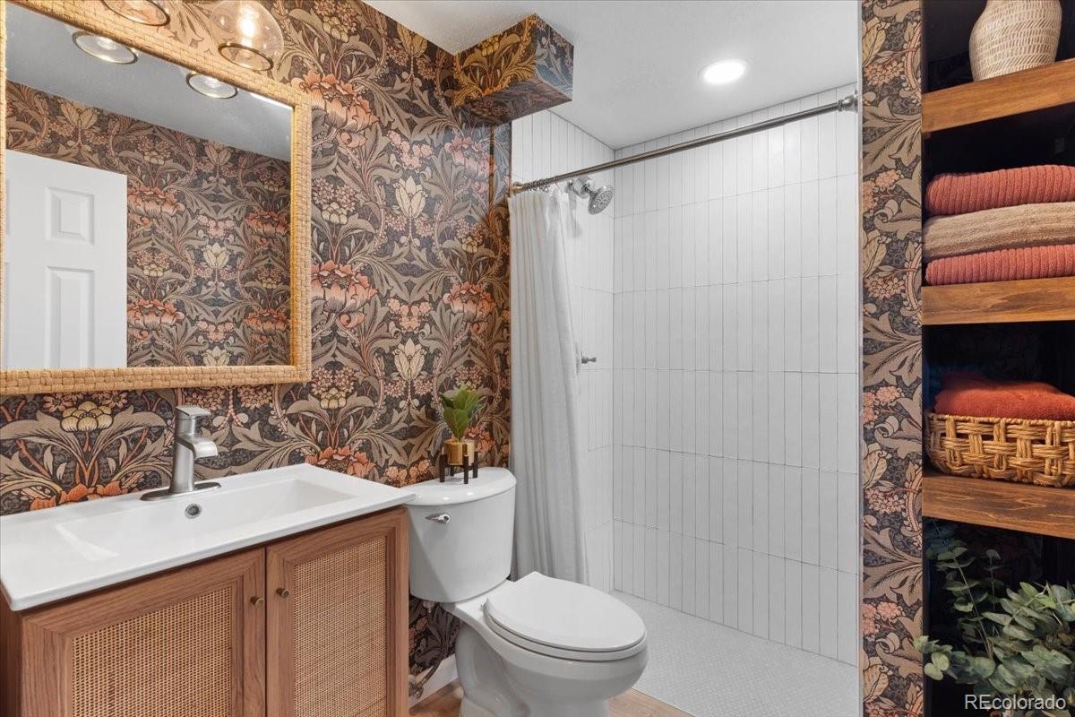 MLS Image #19 for 3921 s hazel court,englewood, Colorado