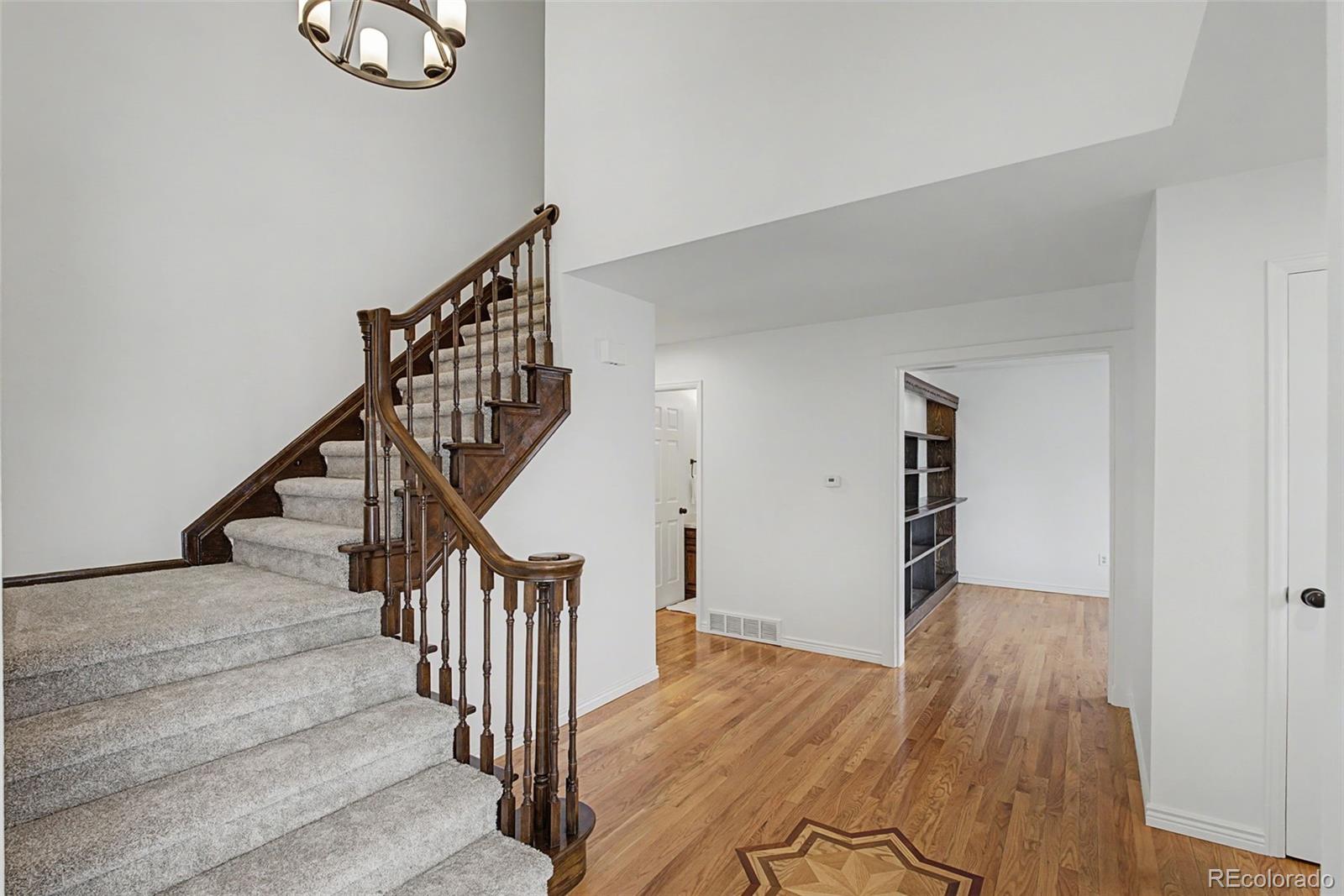 MLS Image #5 for 10681 w dakan mountain,littleton, Colorado