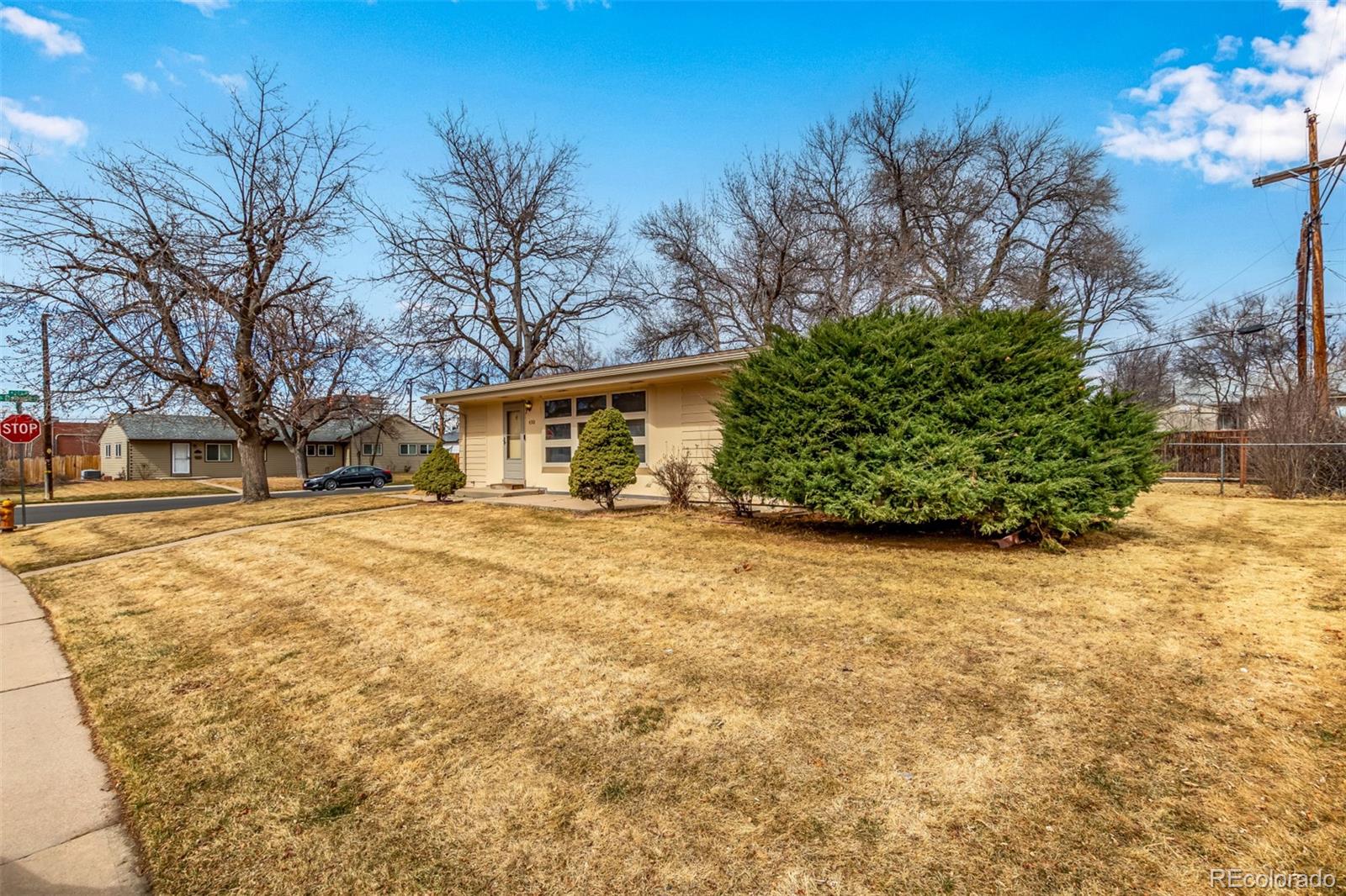 MLS Image #2 for 4301 e lasalle place,denver, Colorado