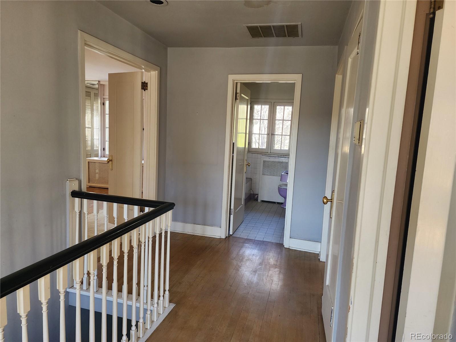 MLS Image #18 for 5220 e 17th avenue parkway,denver, Colorado