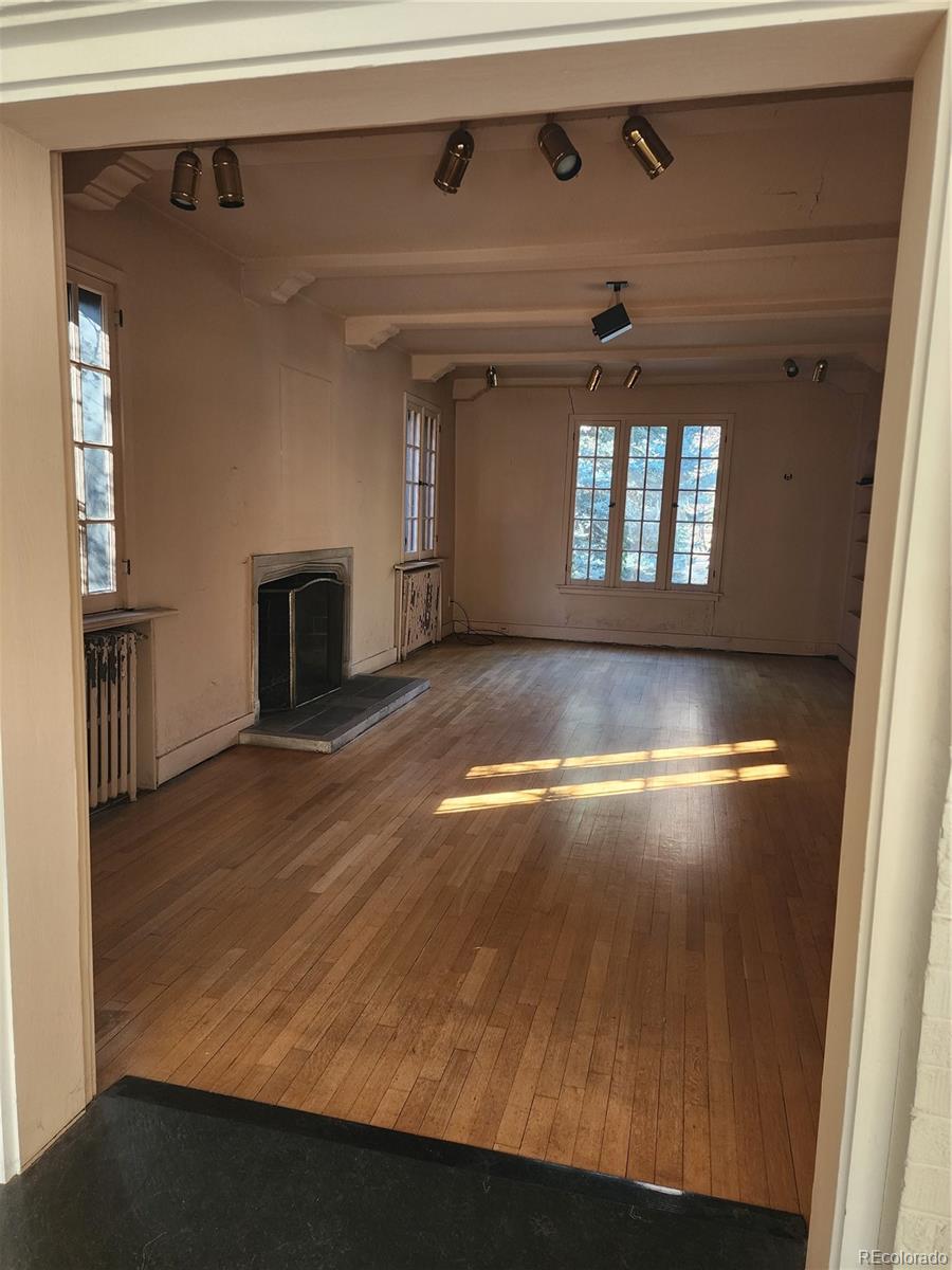 MLS Image #2 for 5220 e 17th avenue parkway,denver, Colorado