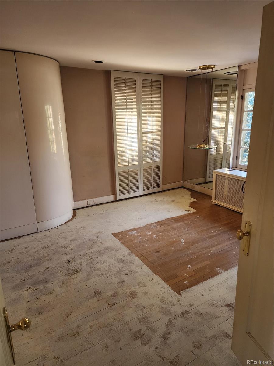 MLS Image #21 for 5220 e 17th avenue parkway,denver, Colorado