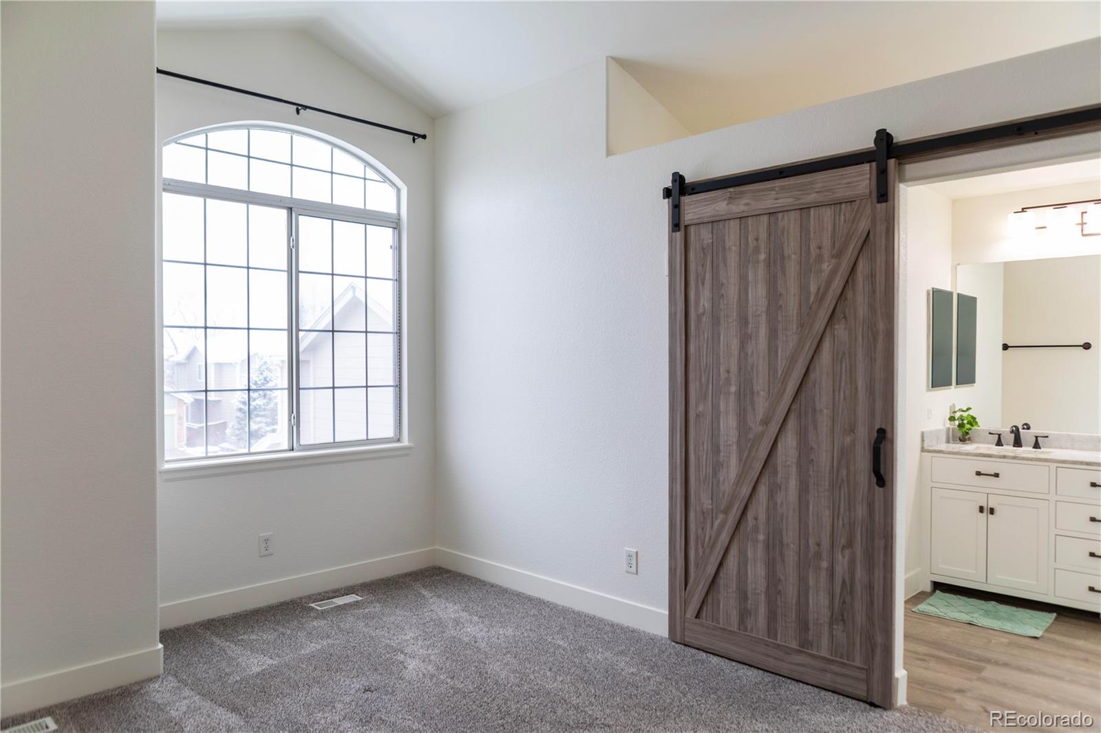 MLS Image #12 for 9980  deer creek court,highlands ranch, Colorado