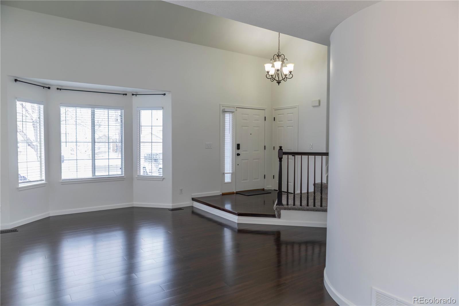 MLS Image #5 for 9980  deer creek court,highlands ranch, Colorado