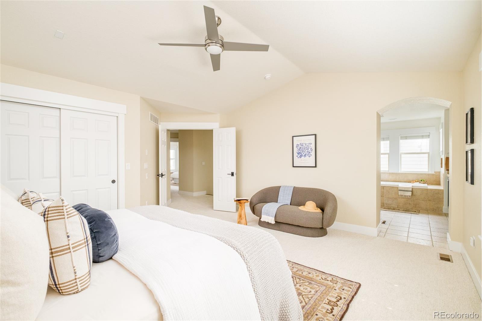 MLS Image #23 for 8206 e 28th drive,denver, Colorado