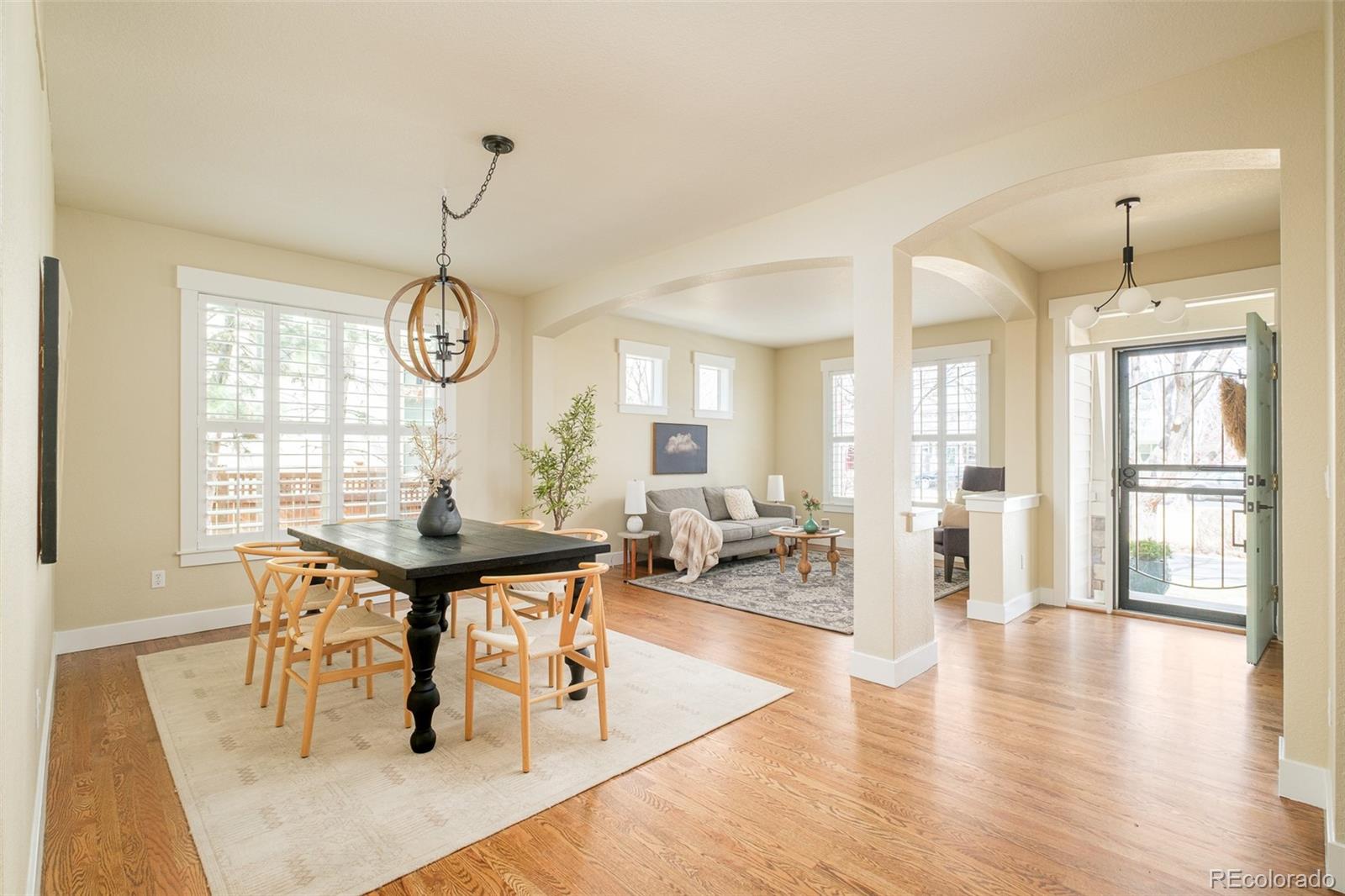 MLS Image #5 for 8206 e 28th drive,denver, Colorado