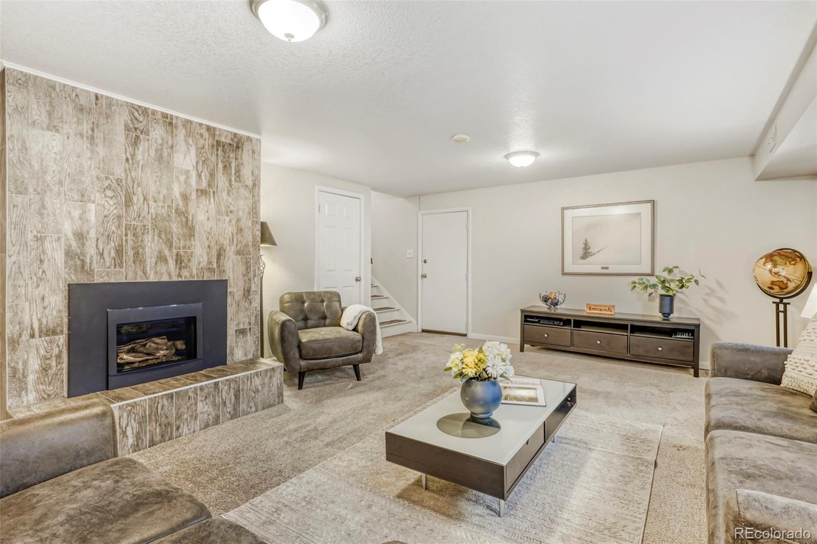 MLS Image #8 for 3416 s akron street,denver, Colorado