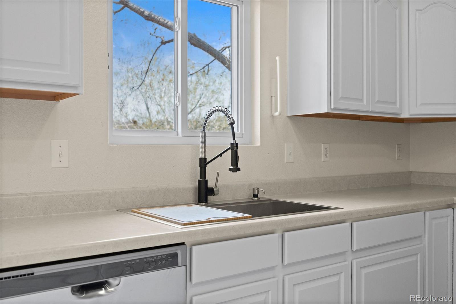 MLS Image #8 for 7422  eagle rock drive,littleton, Colorado