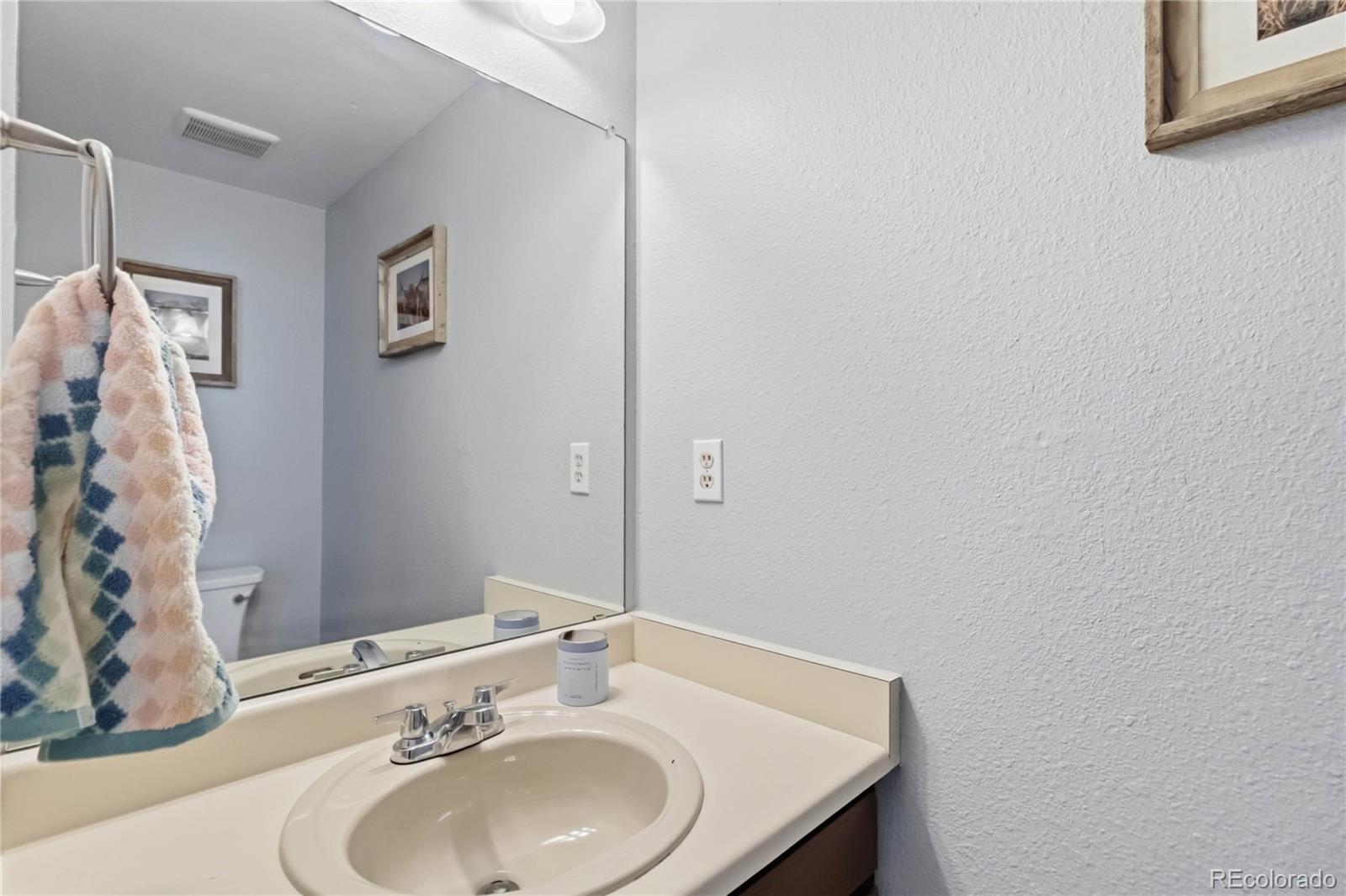 MLS Image #14 for 1219 s flower circle b,lakewood, Colorado