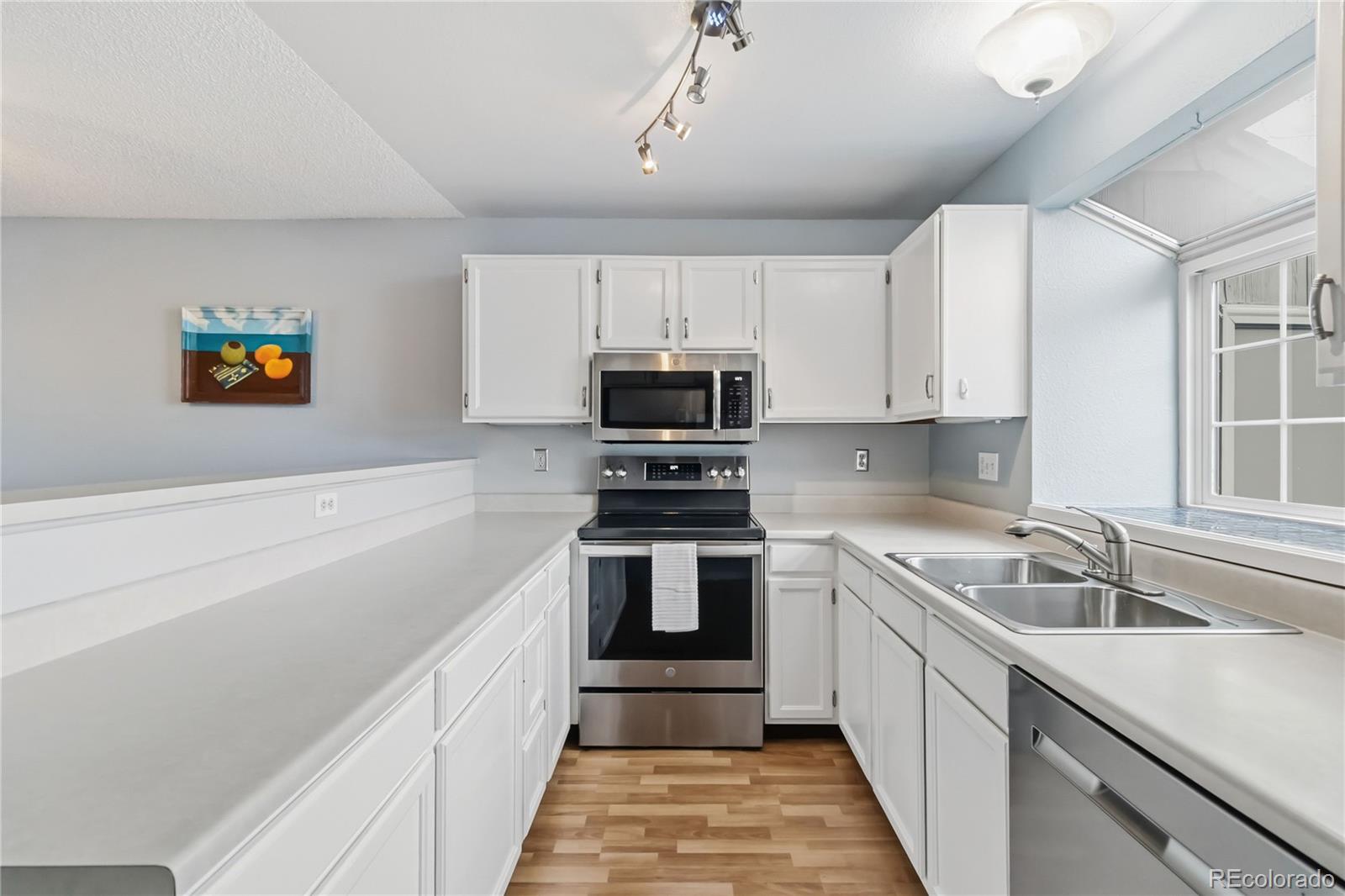 MLS Image #9 for 1219 s flower circle b,lakewood, Colorado
