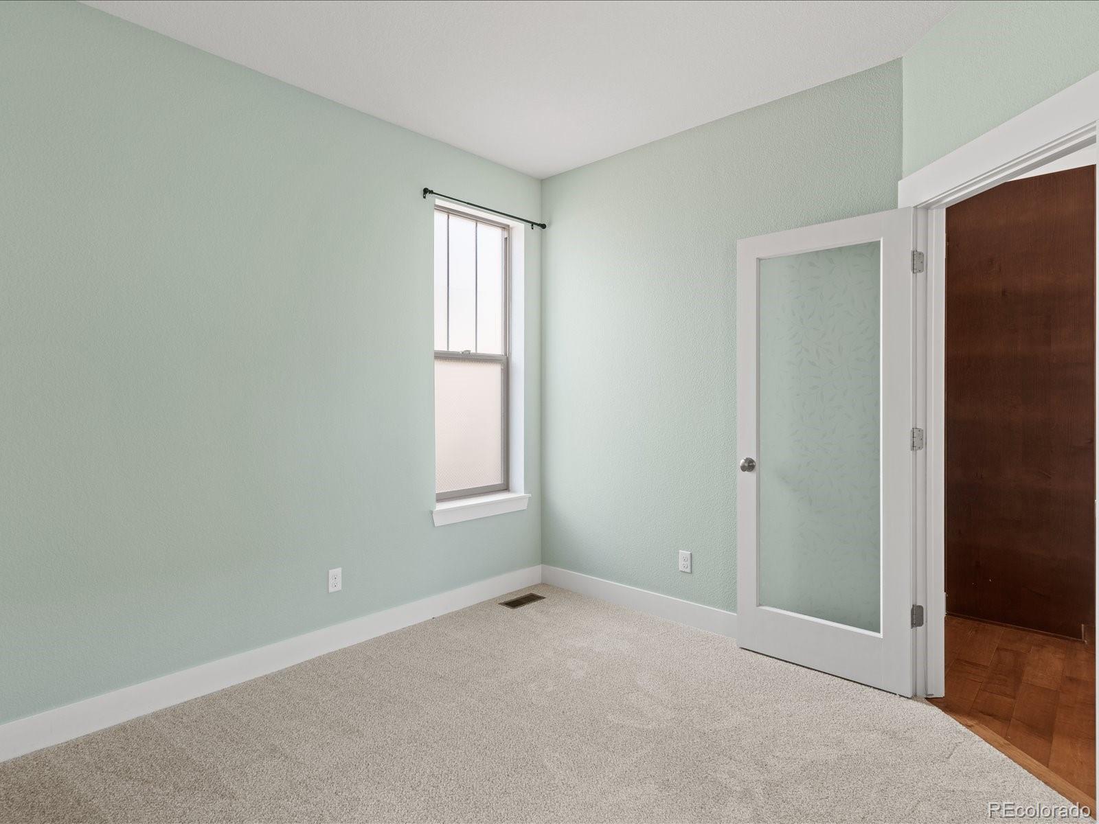 MLS Image #14 for 5079 n xenia street,denver, Colorado