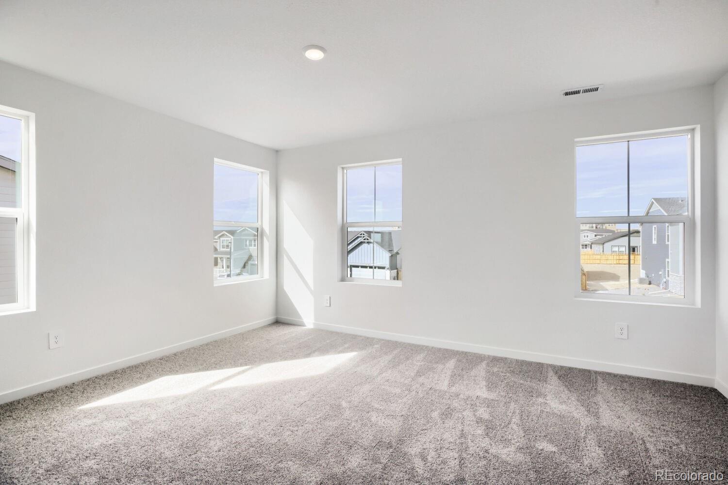 MLS Image #5 for 255  mia lane,johnstown, Colorado