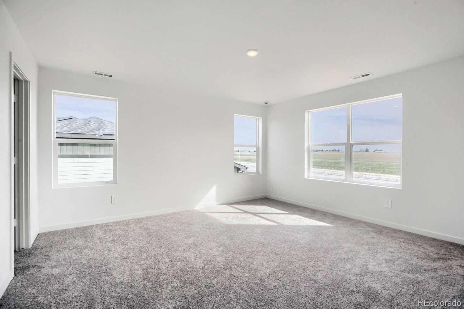 MLS Image #6 for 255  mia lane,johnstown, Colorado