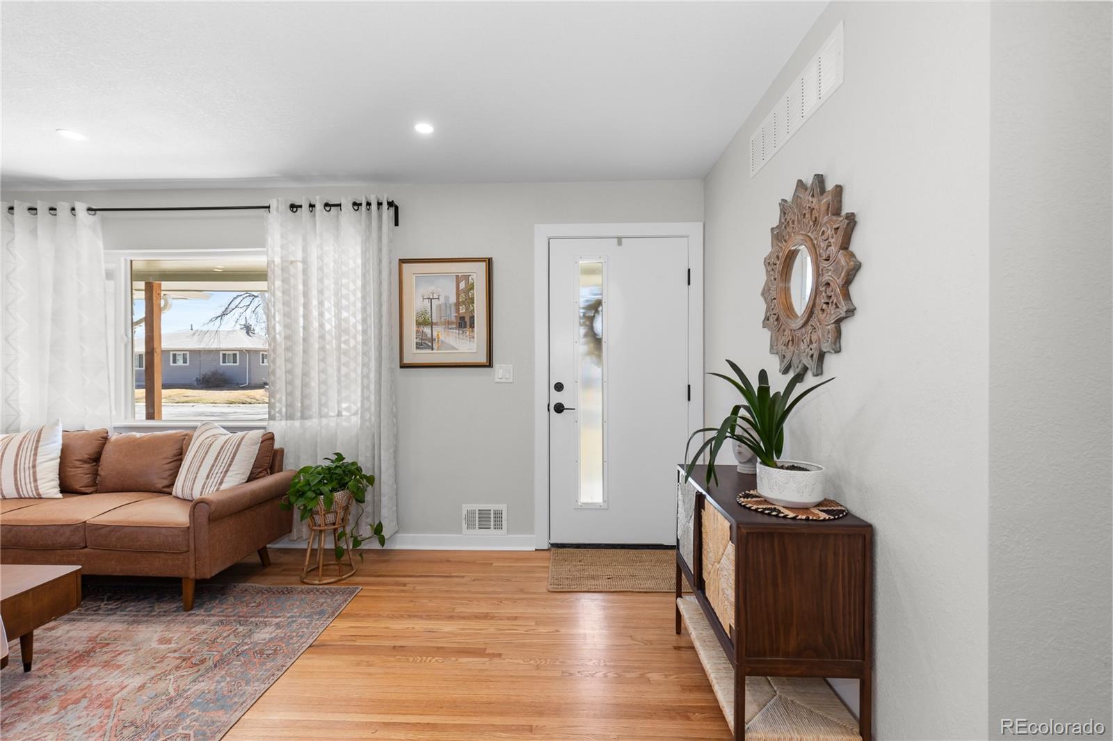 MLS Image #17 for 1742 s forest street,denver, Colorado