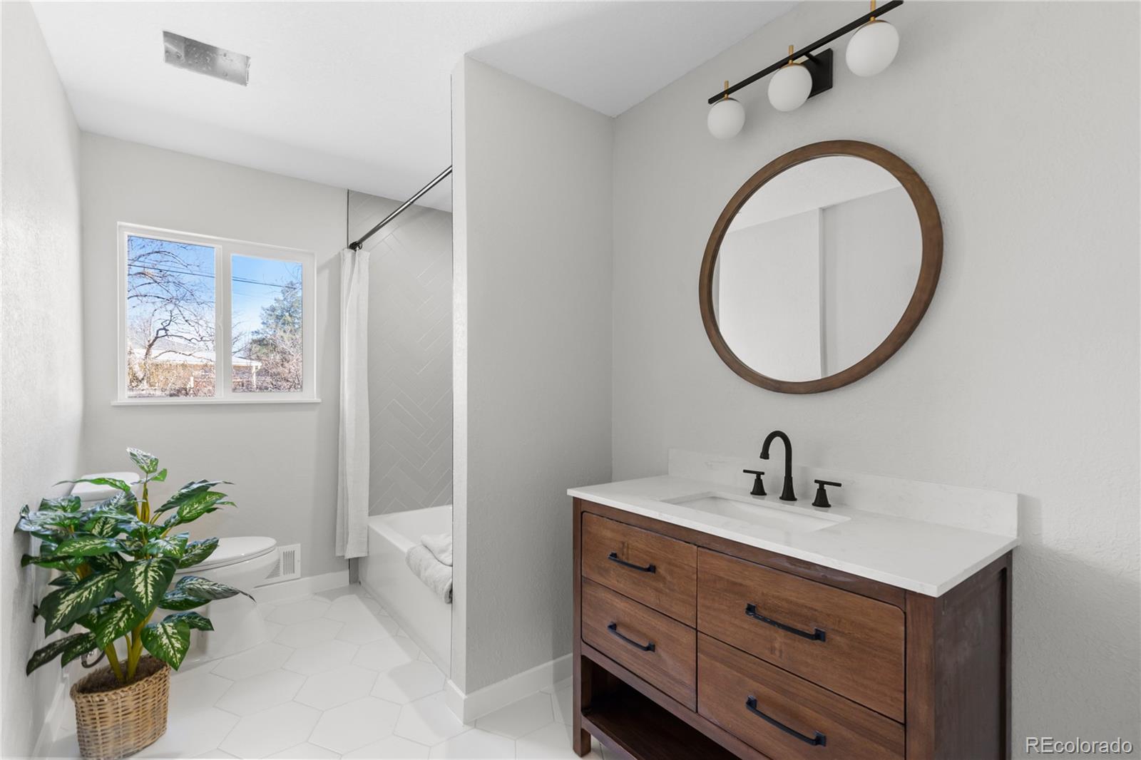 MLS Image #31 for 1742 s forest street,denver, Colorado