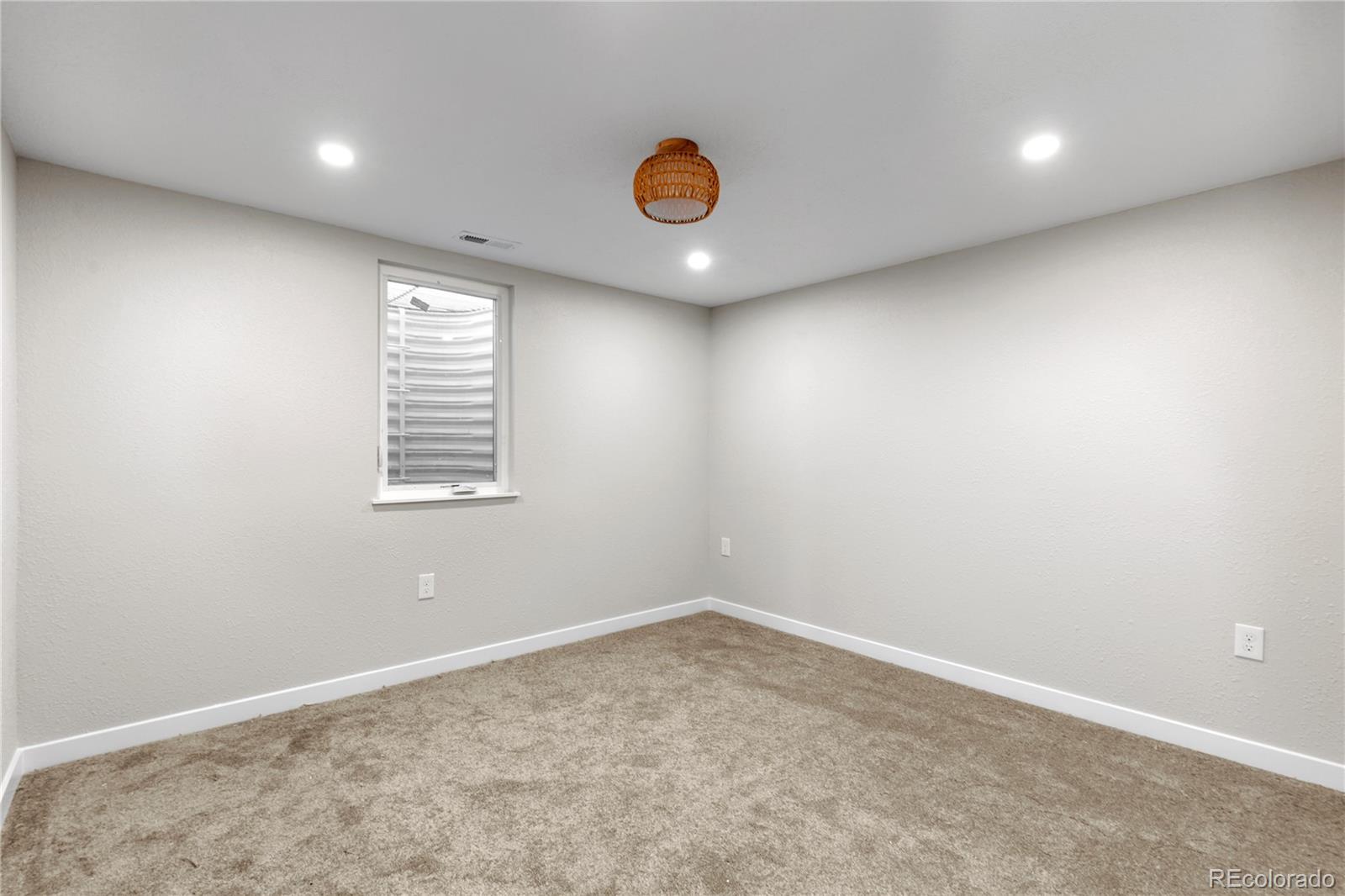 MLS Image #39 for 1742 s forest street,denver, Colorado