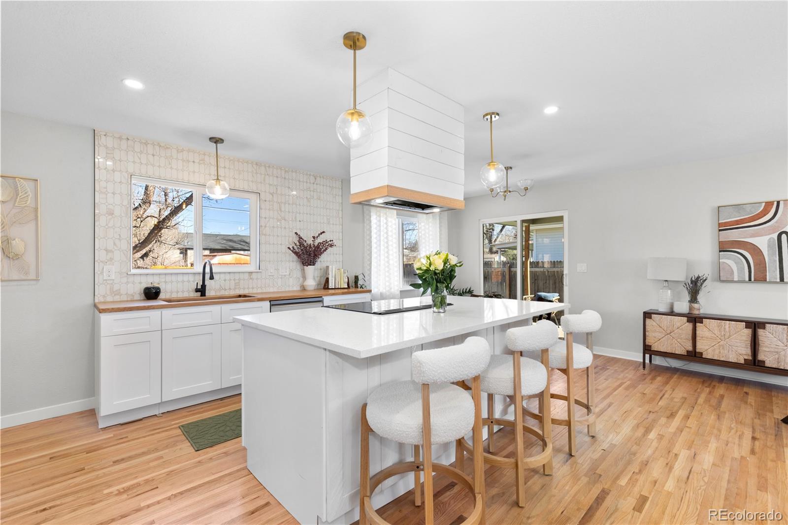 MLS Image #4 for 1742 s forest street,denver, Colorado