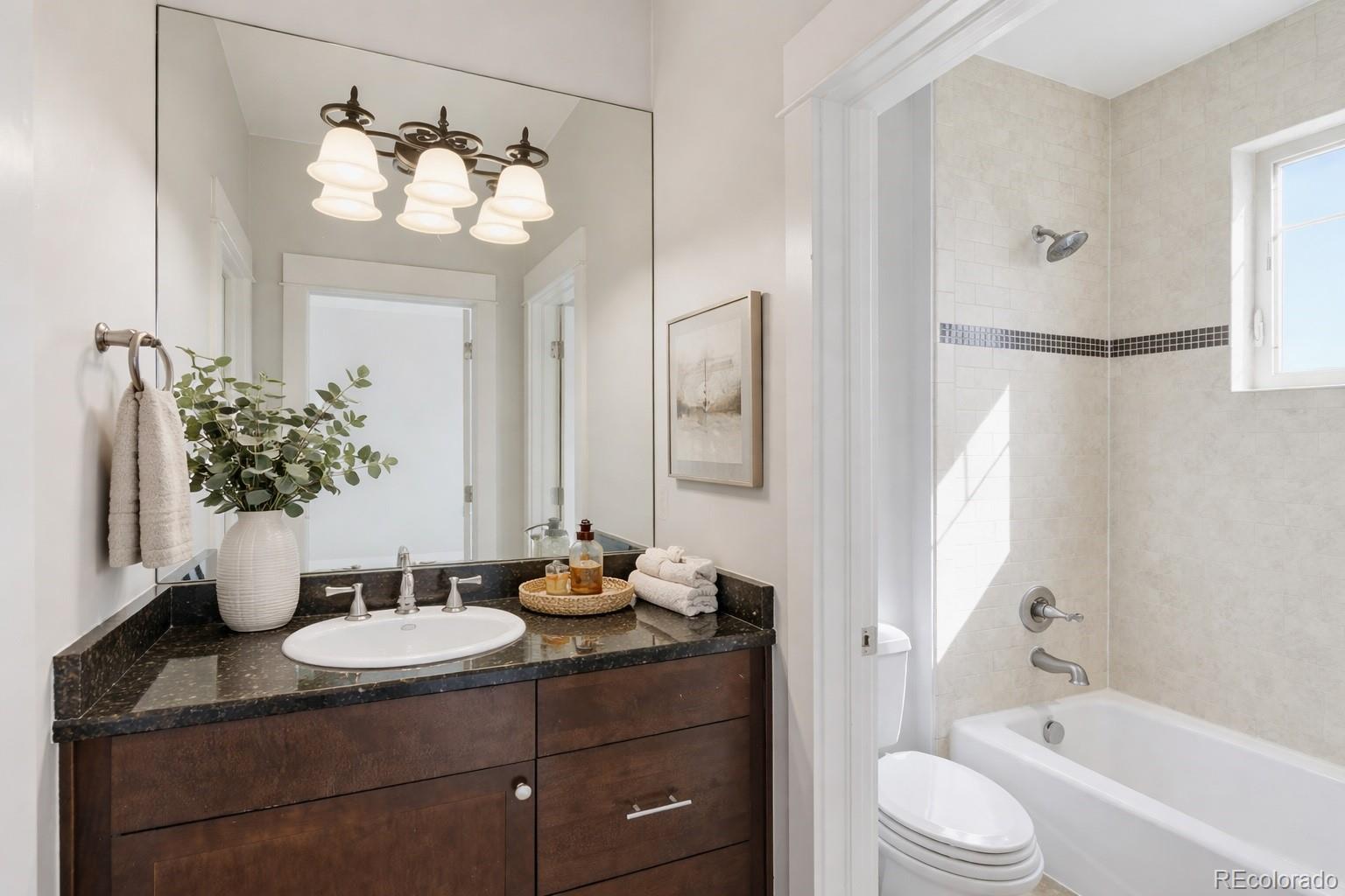 MLS Image #33 for 758 s washington street,denver, Colorado