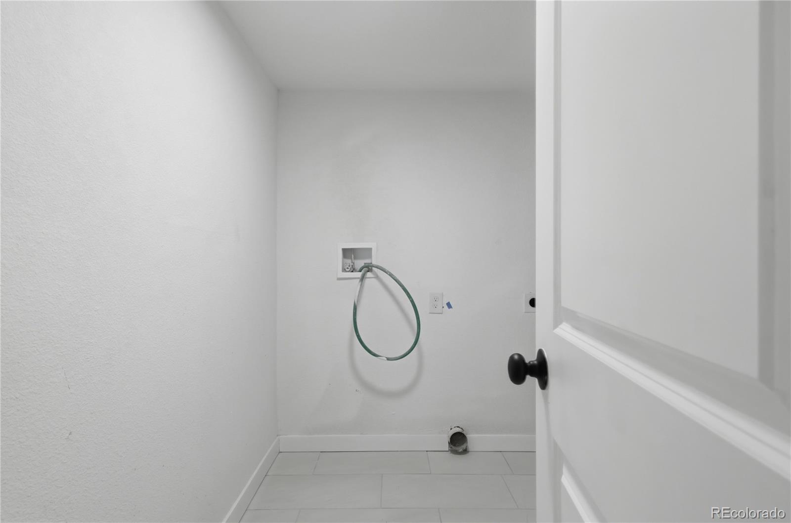 MLS Image #30 for 2732 s downing circle,denver, Colorado